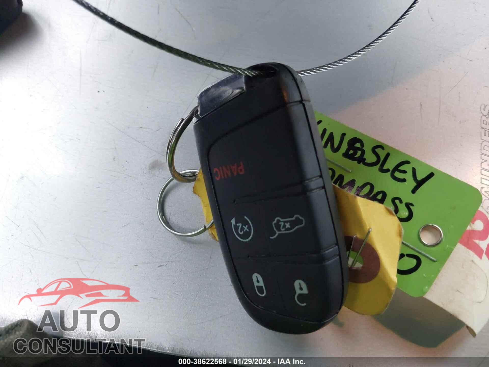 JEEP COMPASS 2018 - 3C4NJDCB3JT254555