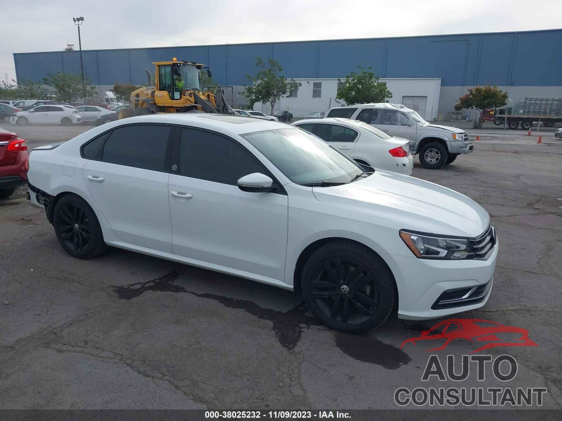 VOLKSWAGEN PASSAT 2019 - 1VWLA7A36KC001857