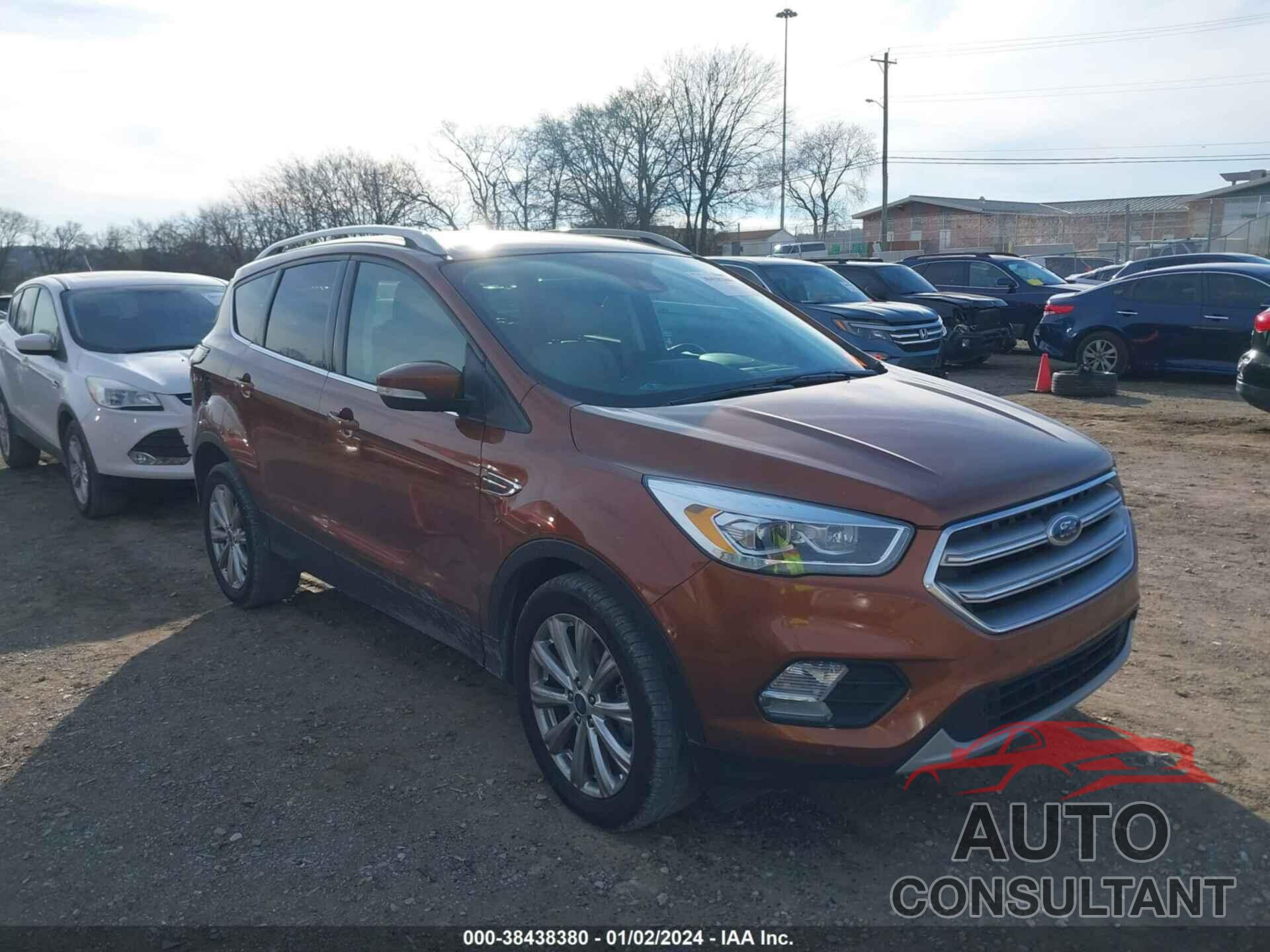 FORD ESCAPE 2017 - 1FMCU0JD8HUA57775
