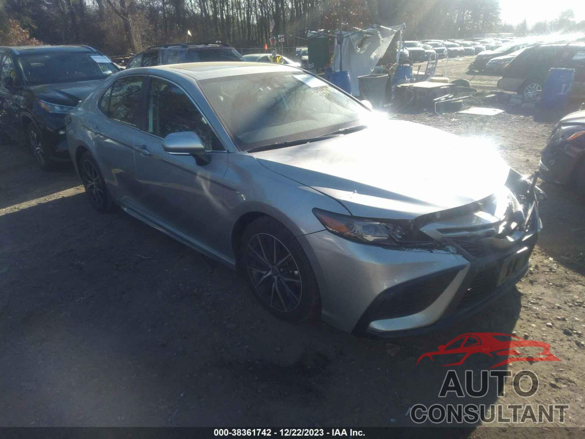 TOYOTA CAMRY 2023 - 4T1T11BK4PU089813