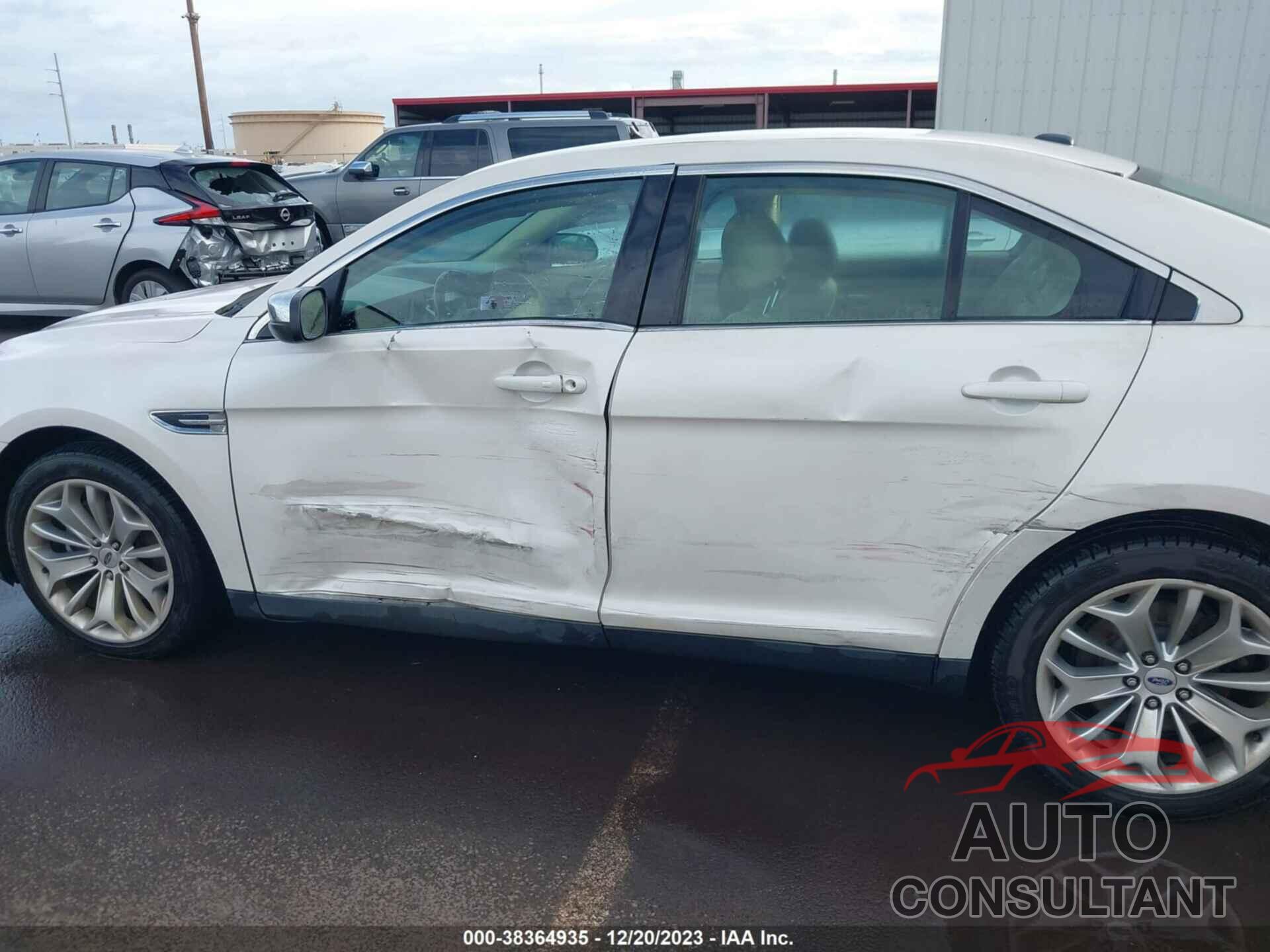 FORD TAURUS 2017 - 1FAHP2F84HG104667