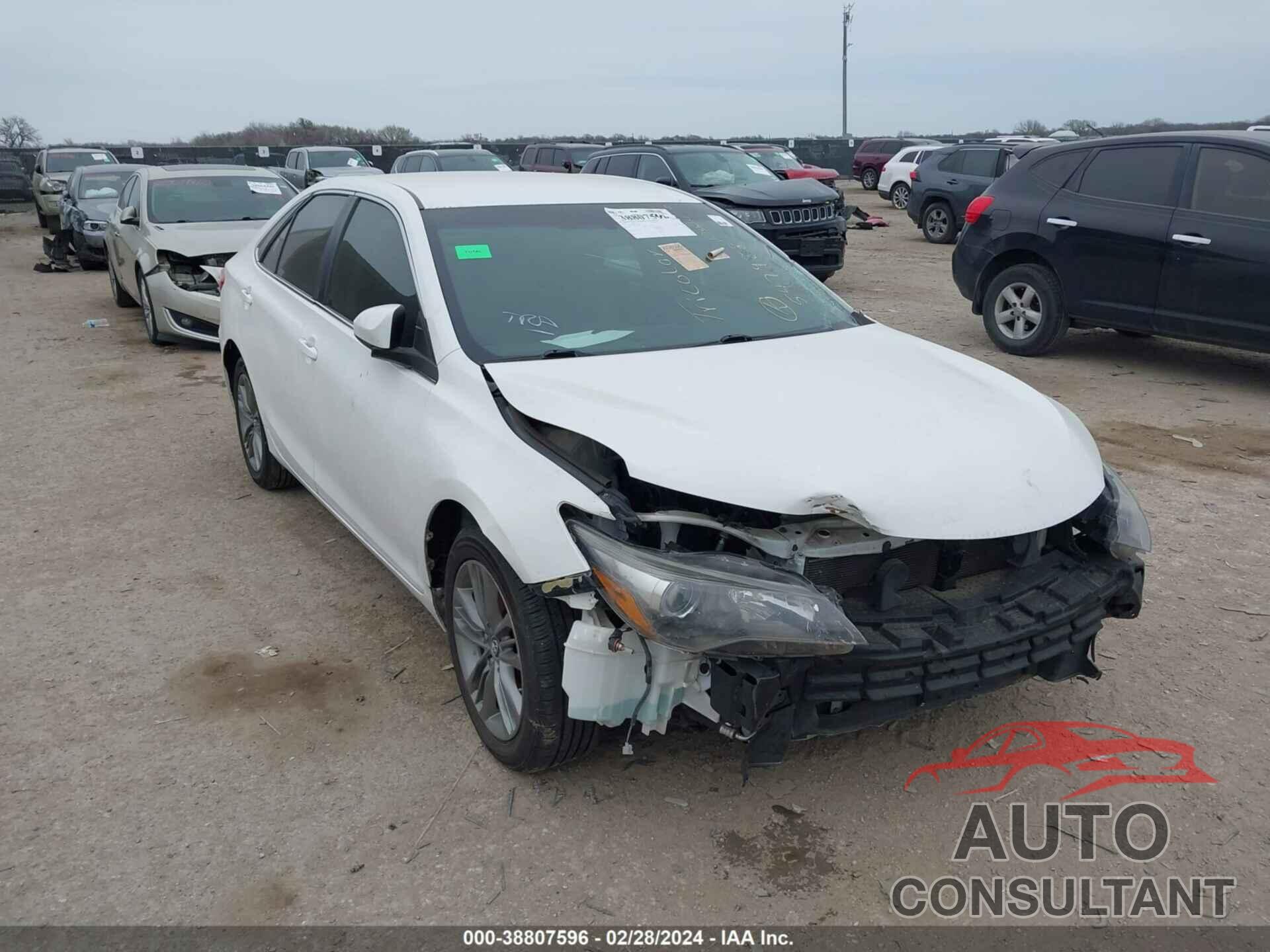 TOYOTA CAMRY 2016 - 4T1BF1FK8GU547988