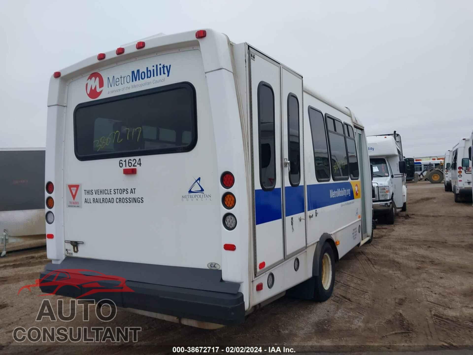 FORD E-450 CUTAWAY 2017 - 1FDFE4FS7HDC36446