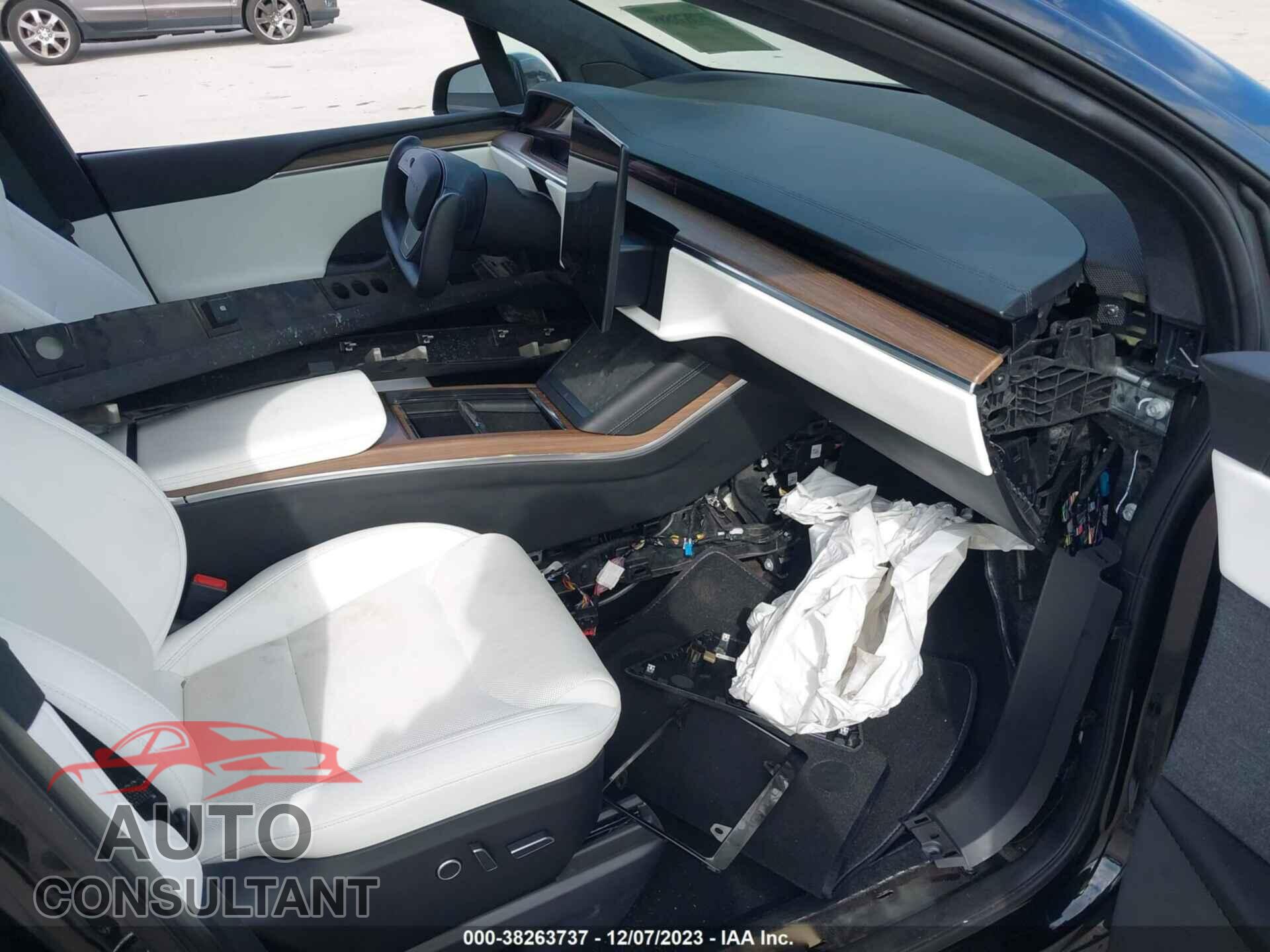 TESLA MODEL X 2022 - 7SAXCAE54NF355331