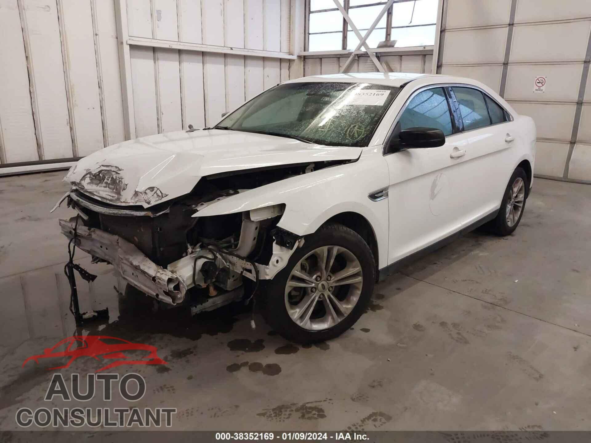 FORD TAURUS 2017 - 1FAHP2D87HG108683