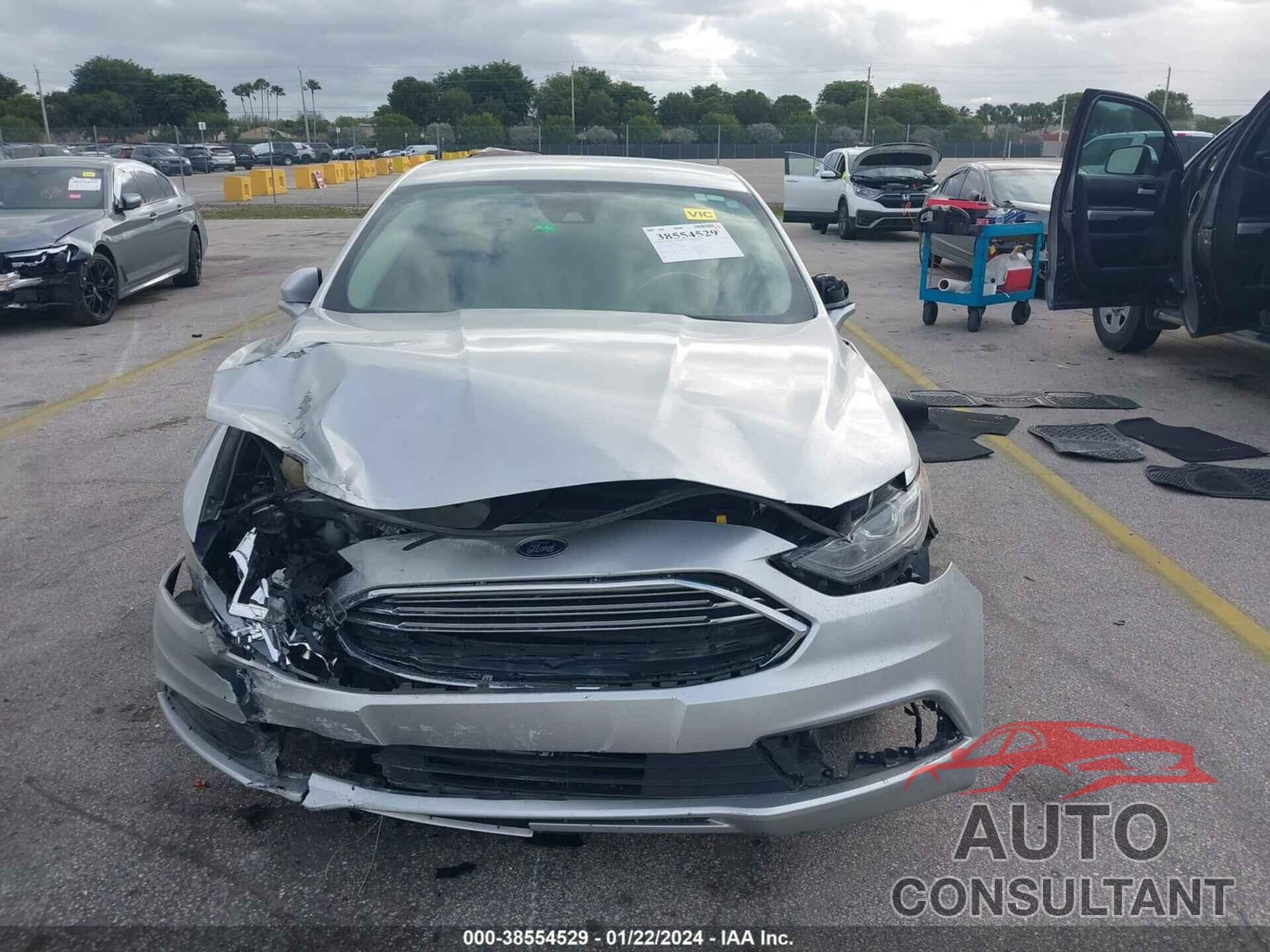 FORD FUSION 2018 - 3FA6P0HD4JR146986