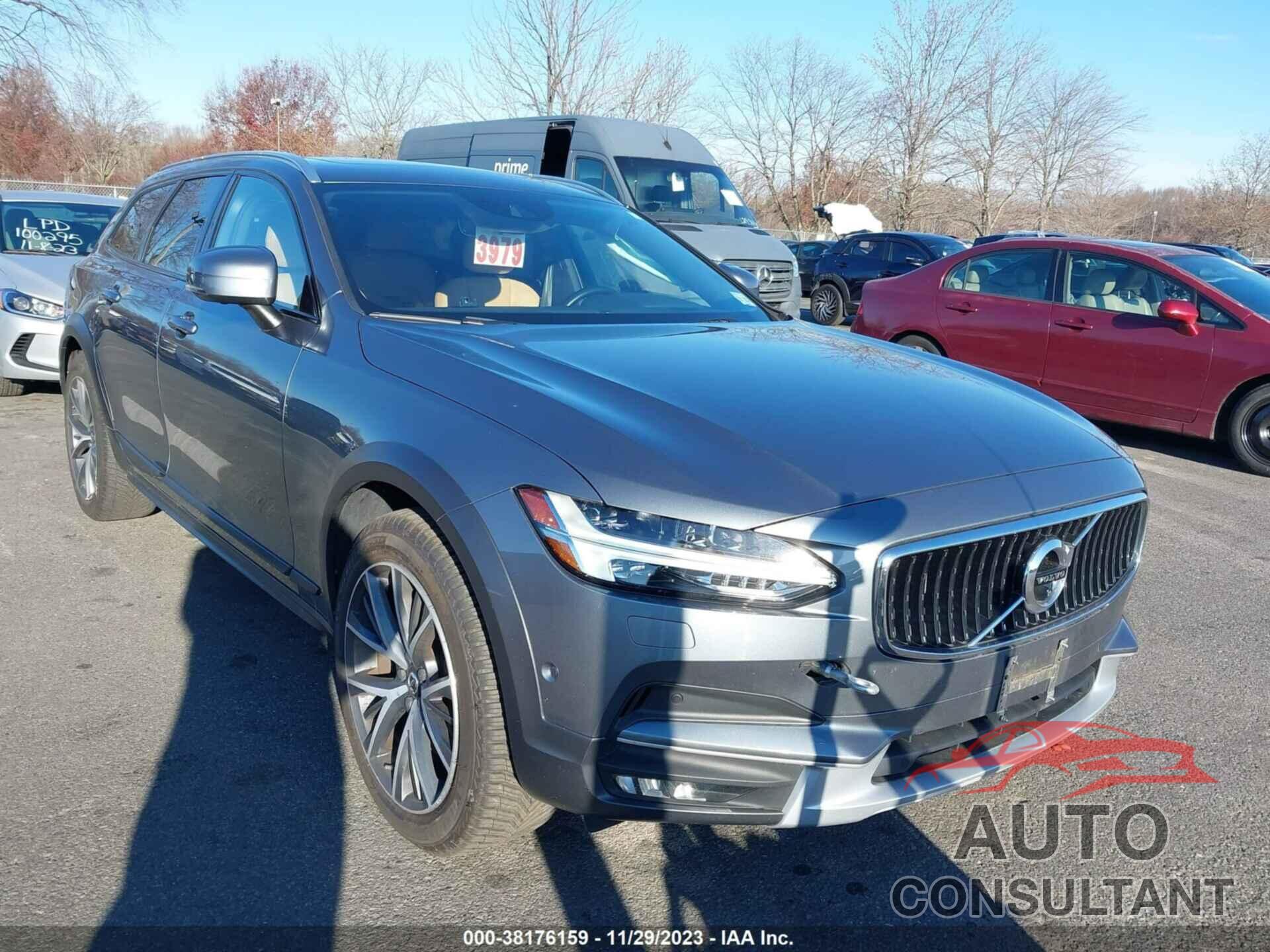 VOLVO V90 CROSS COUNTRY 2018 - YV4A22NL0J1024885