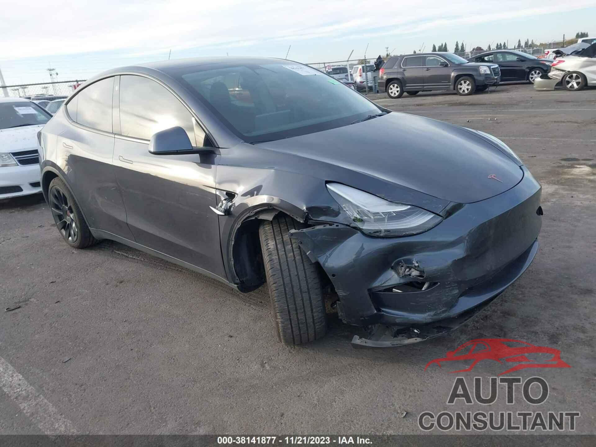 TESLA MODEL Y 2021 - 5YJYGAEE7MF180139