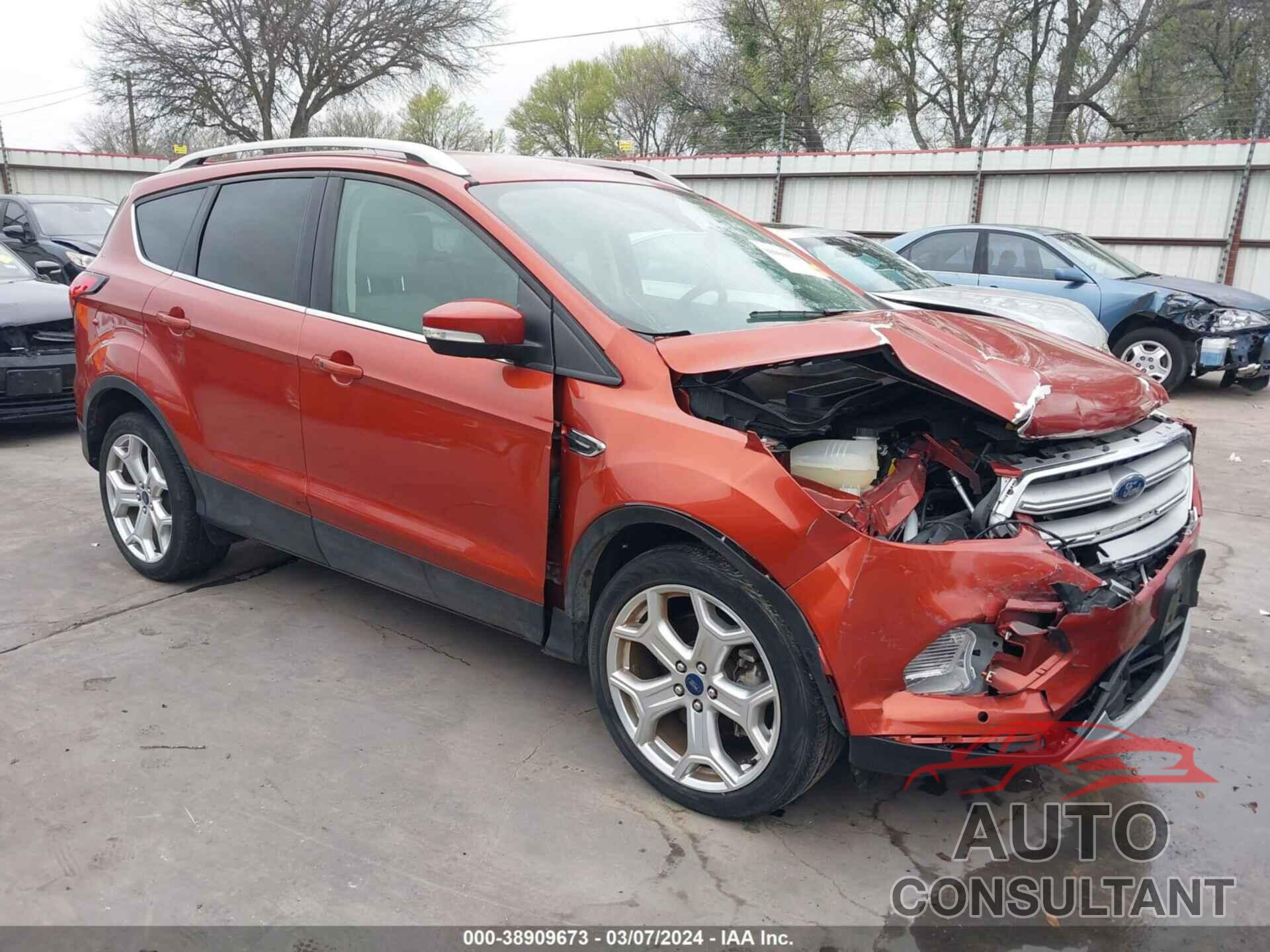 FORD ESCAPE 2019 - 1FMCU0J94KUC29951