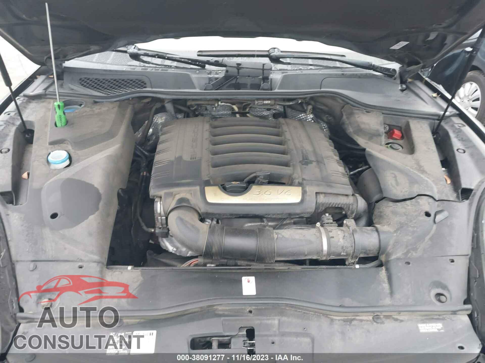 PORSCHE CAYENNE 2016 - WP1AA2A26GLA11198