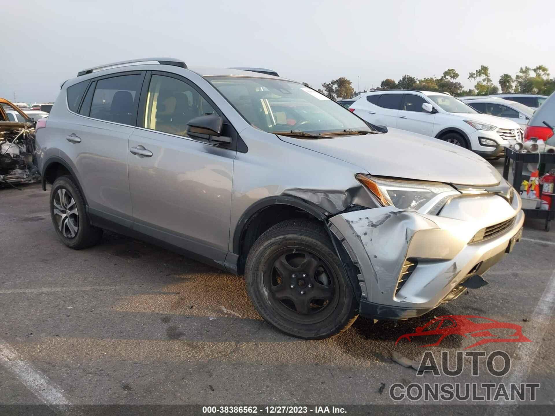 TOYOTA RAV4 2018 - JTMZFREV3JJ163820