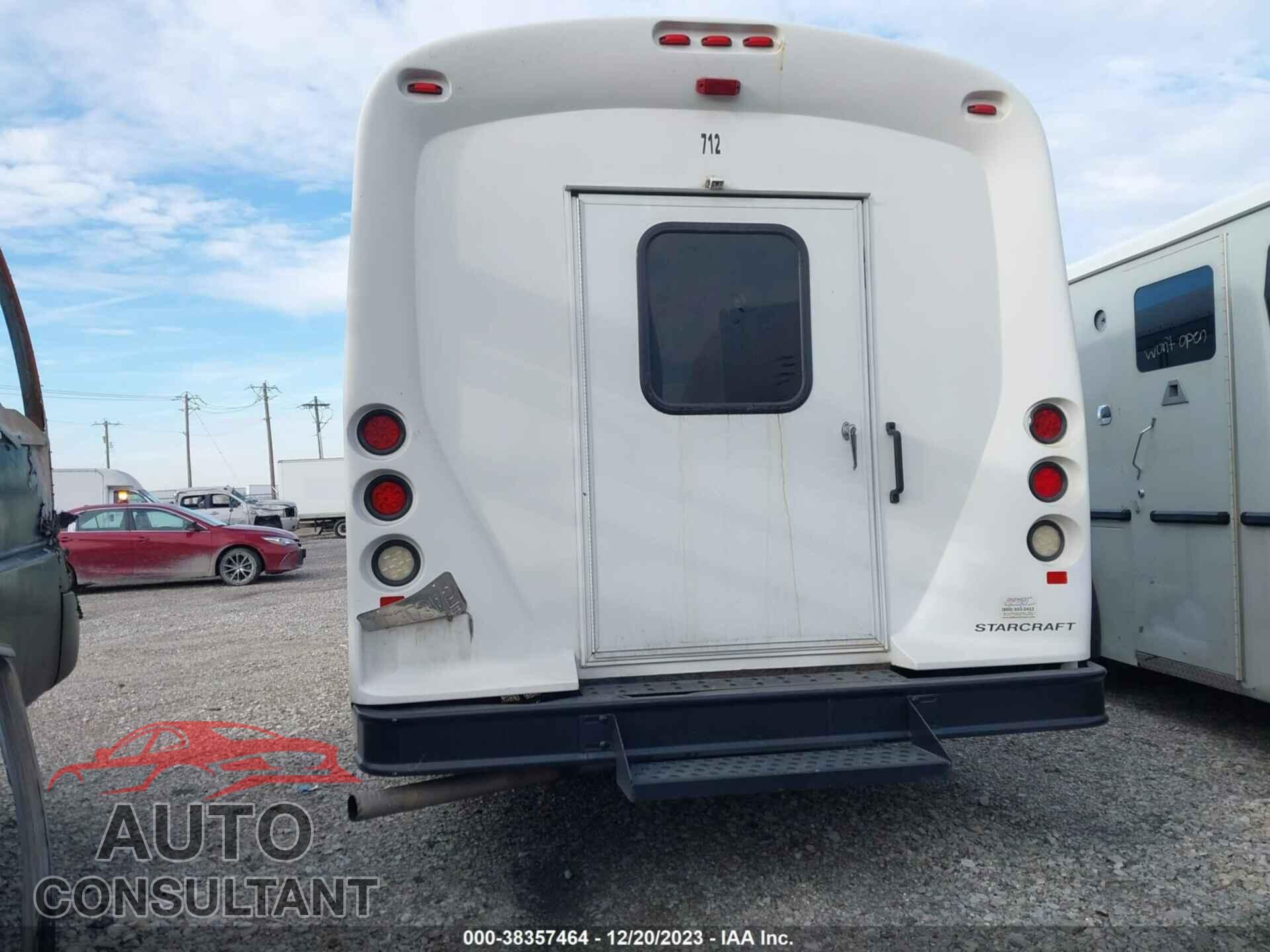 FORD E-450 CUTAWAY 2015 - 1FDFE4FS1FDA12330