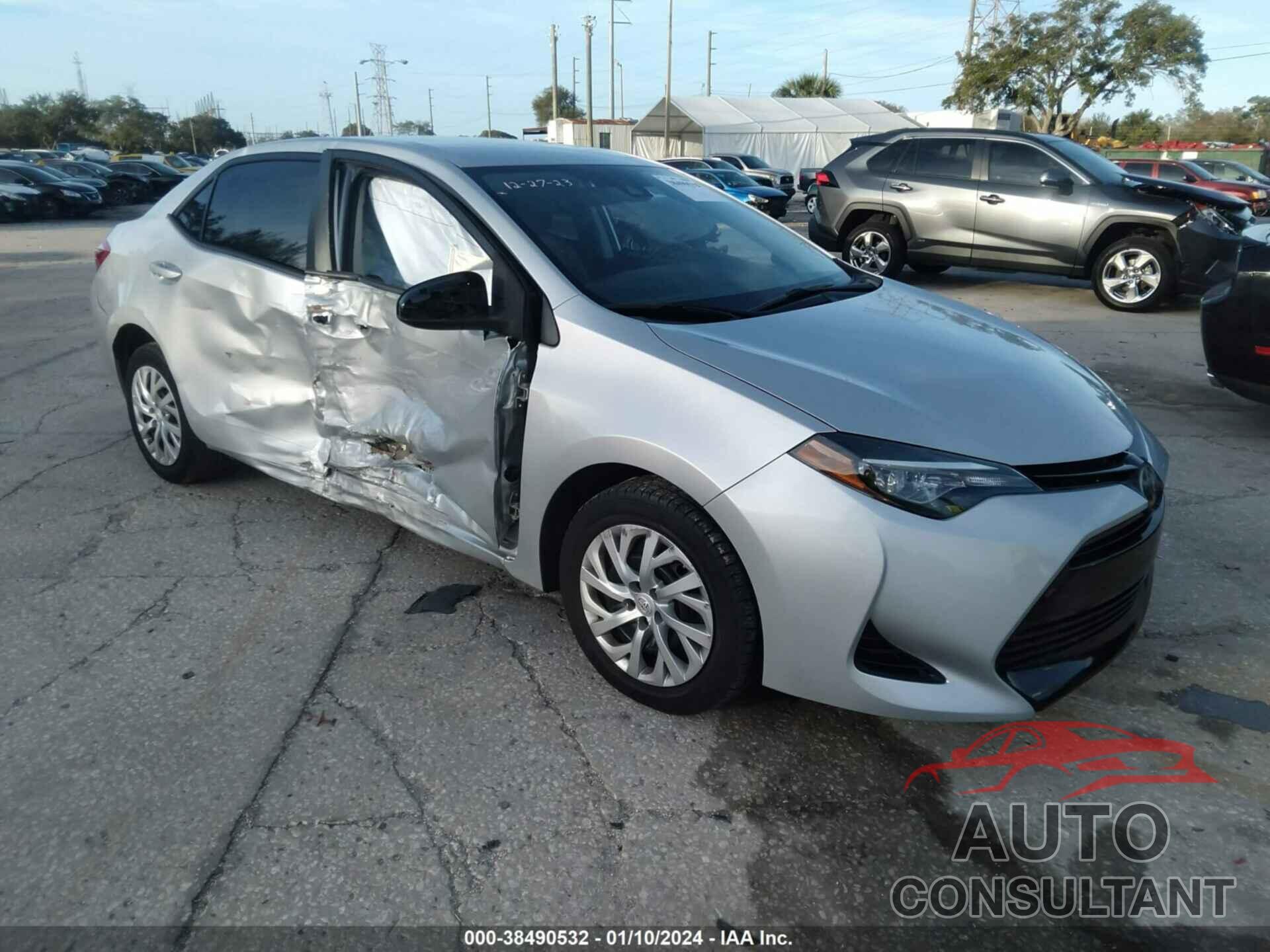 TOYOTA COROLLA 2017 - 5YFBURHE2HP718247