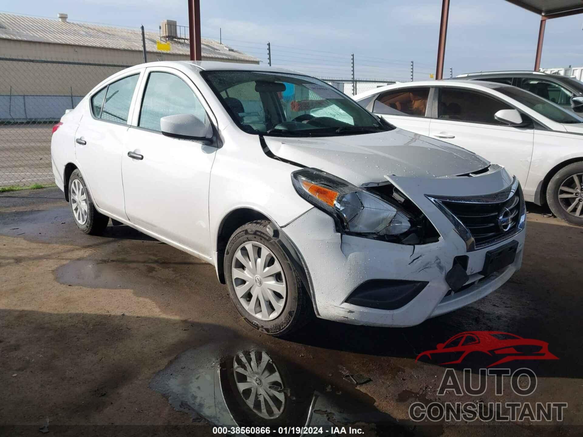 NISSAN VERSA 2018 - 3N1CN7AP5JL824036