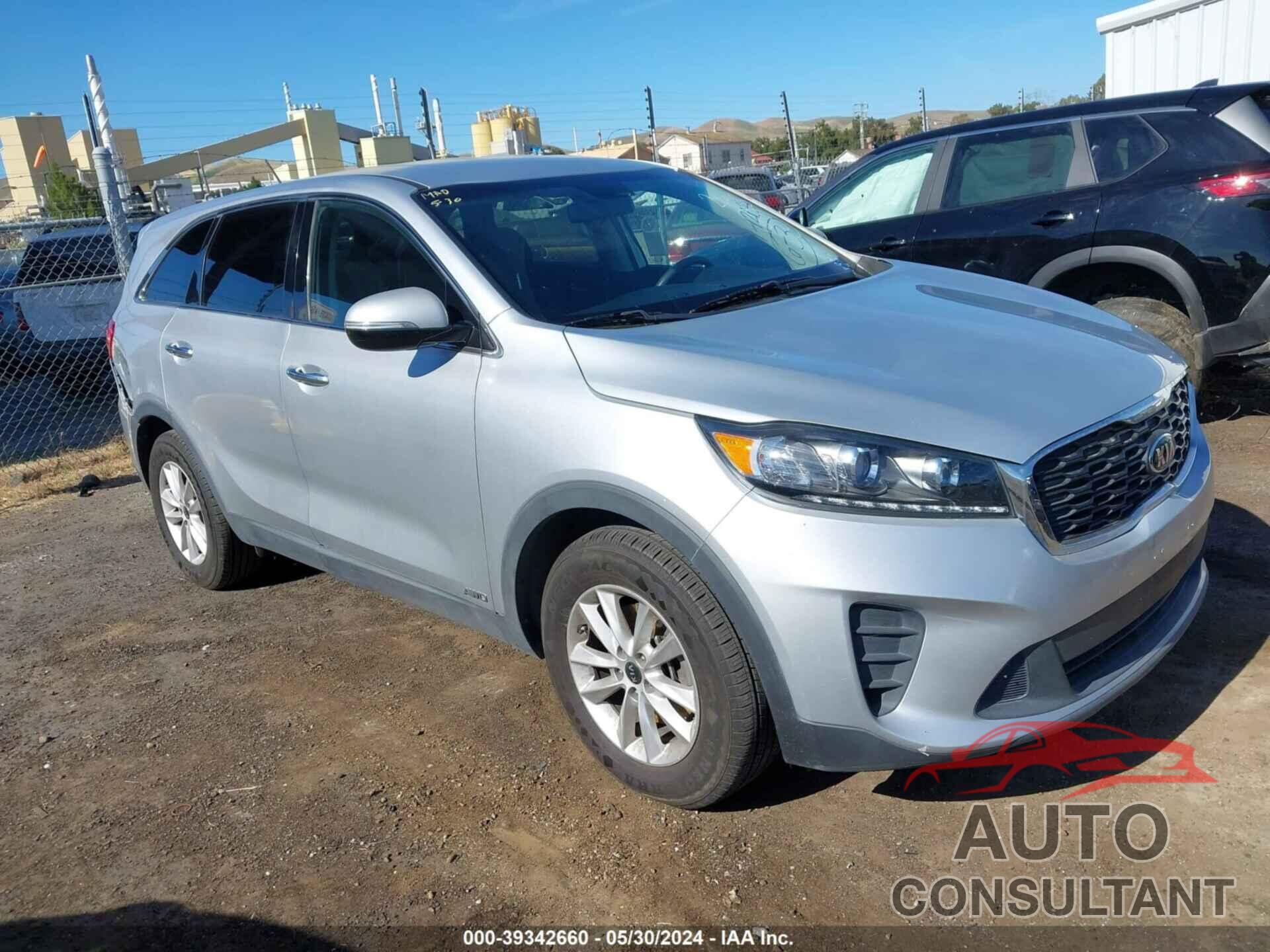 KIA SORENTO 2019 - 5XYPGDA50KG558228
