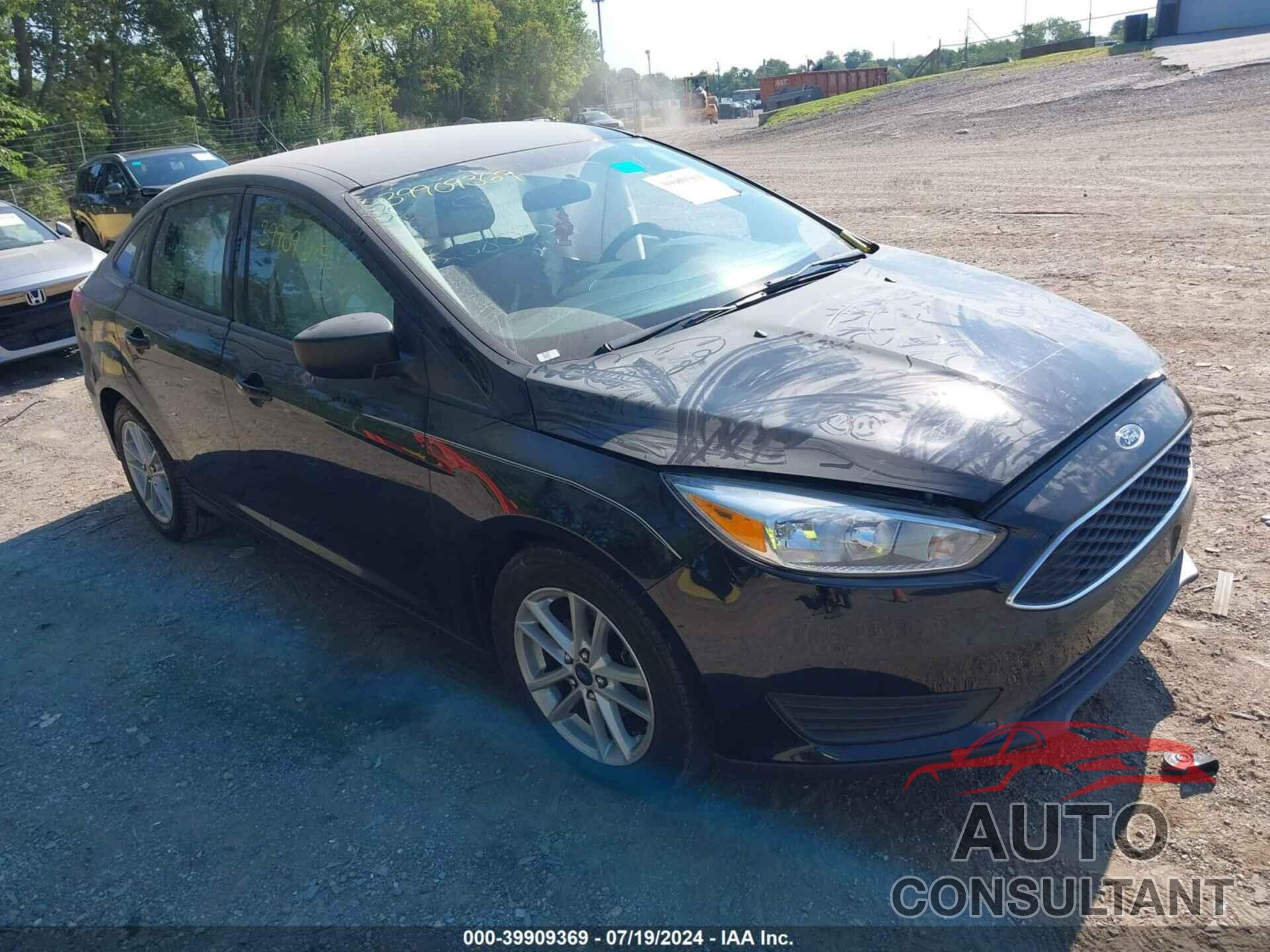 FORD FOCUS 2018 - 1FADP3F21JL268035