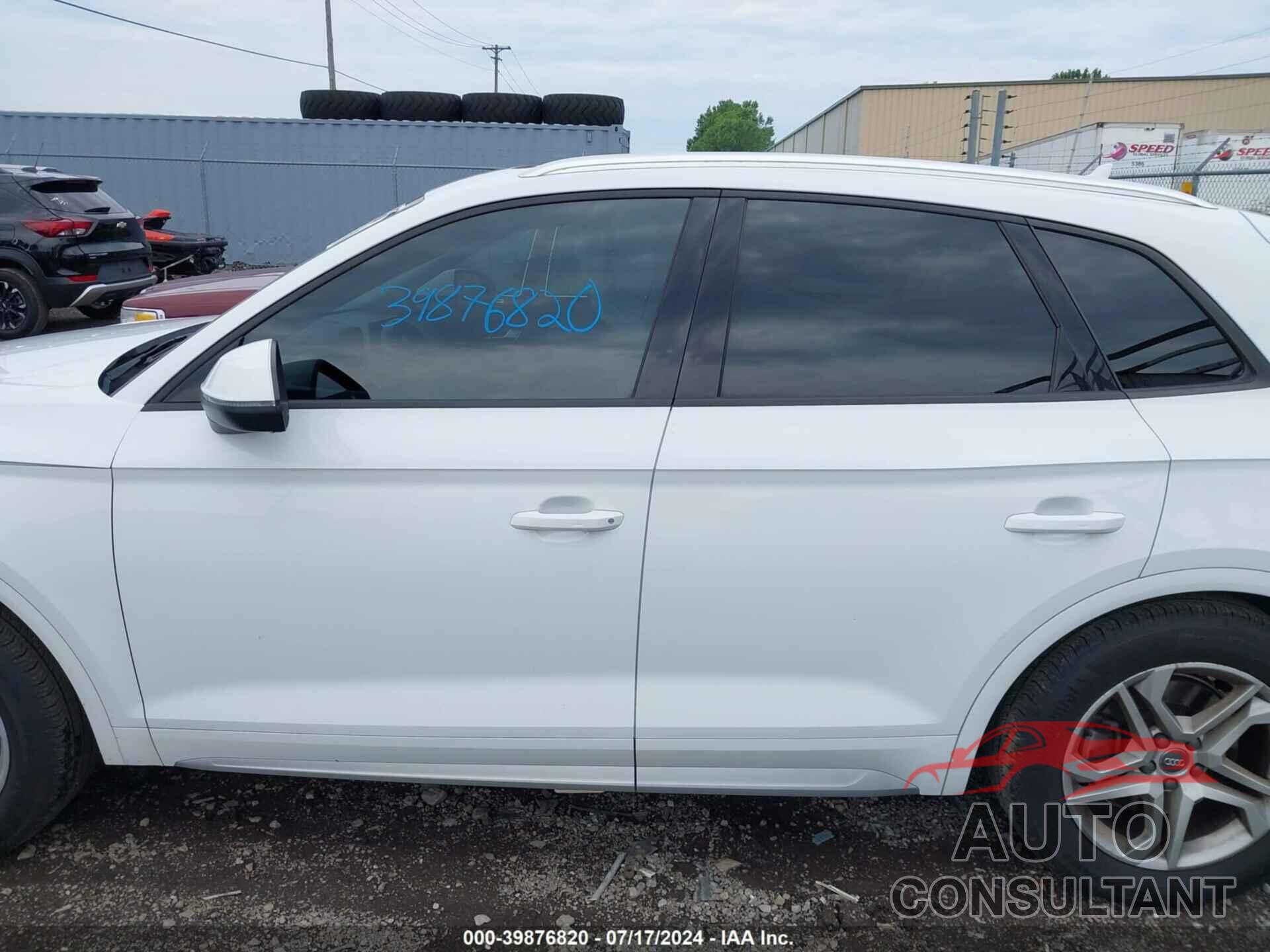 AUDI Q5 2018 - WA1ANAFY8J2005536