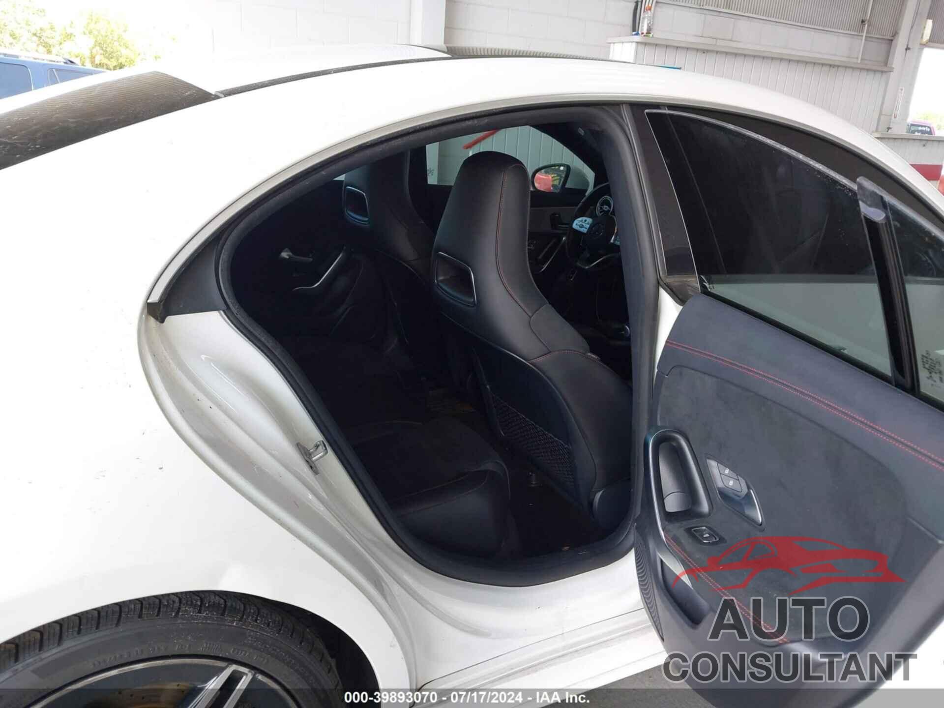 MERCEDES-BENZ AMG CLA 35 2020 - W1K5J5BB7LN117683
