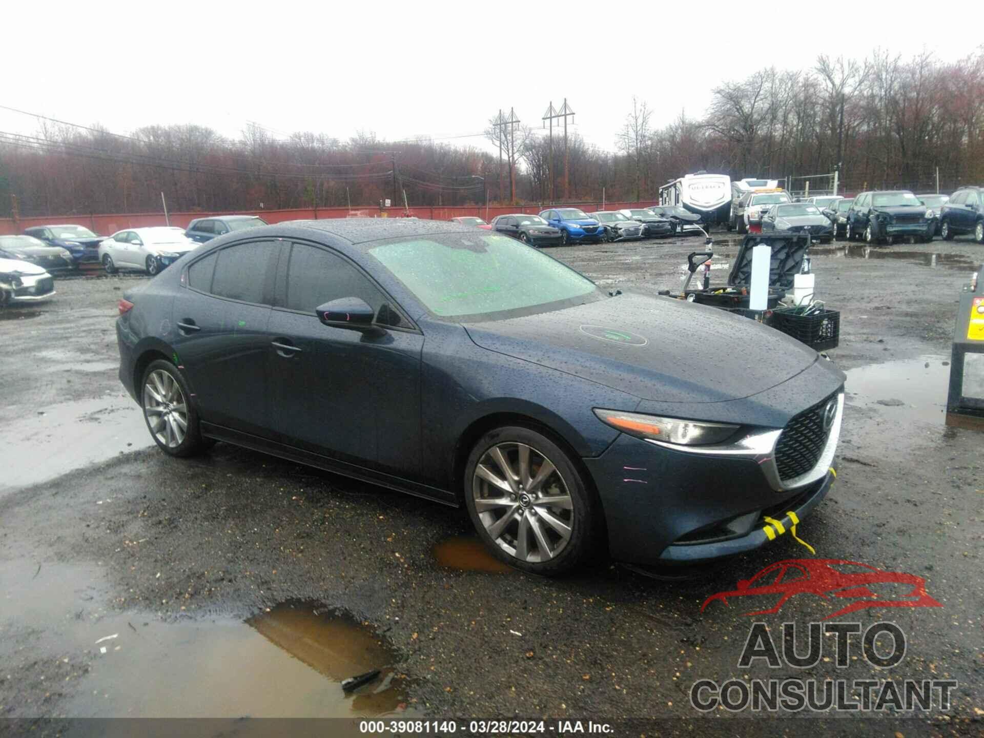 MAZDA MAZDA3 2019 - JM1BPACM2K1101756