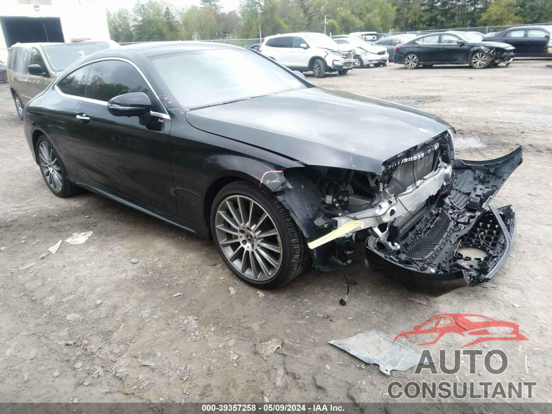 MERCEDES-BENZ C 300 2018 - WDDWJ4KB0JF614385