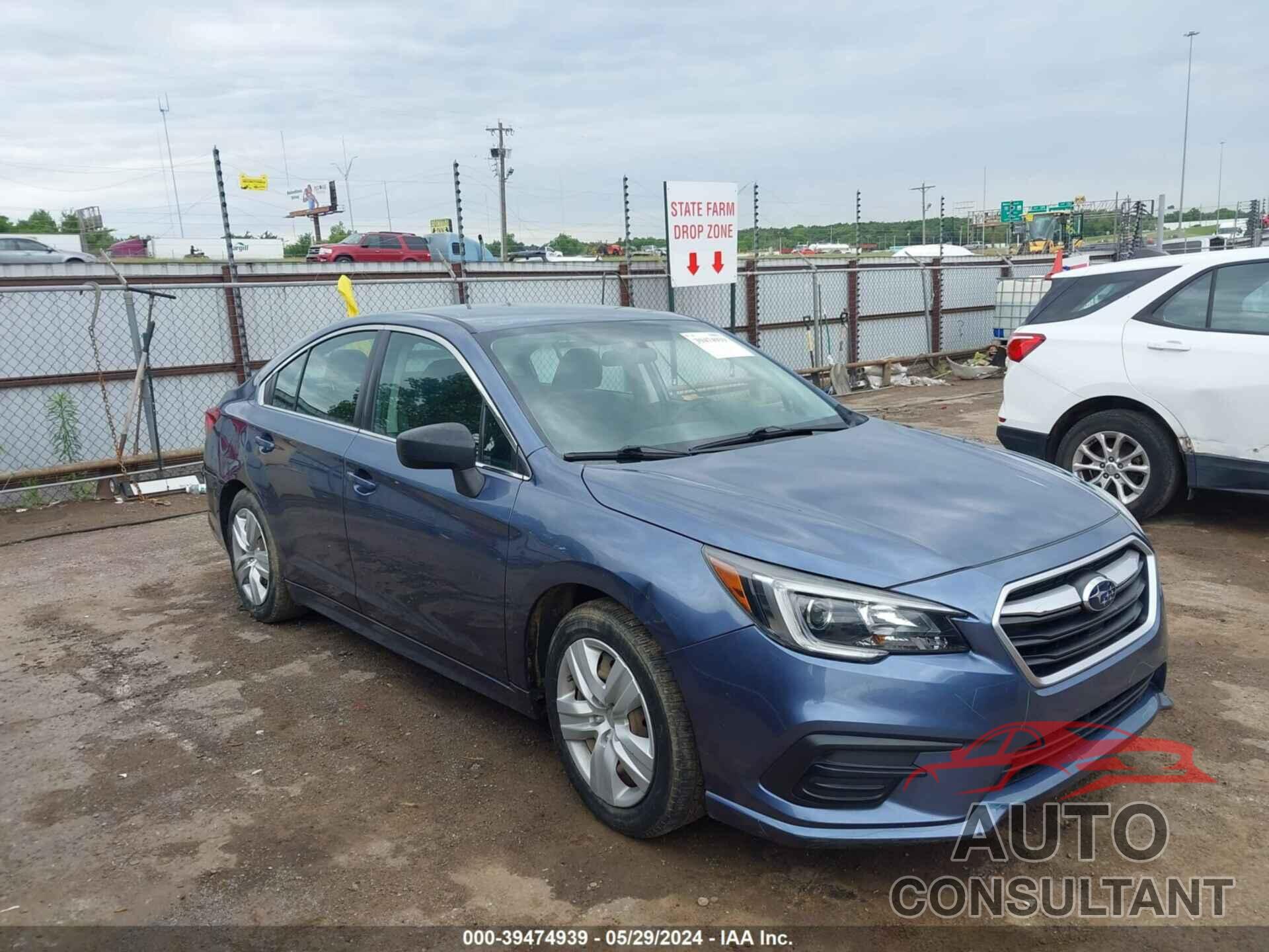 SUBARU LEGACY 2018 - 4S3BNAA66J3046032