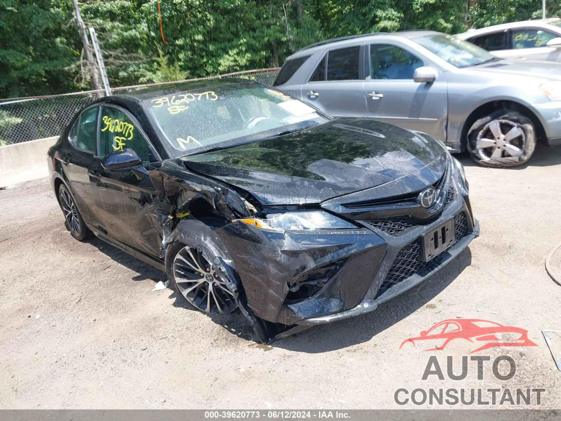 TOYOTA CAMRY 2019 - 4T1B11HK0KU804548