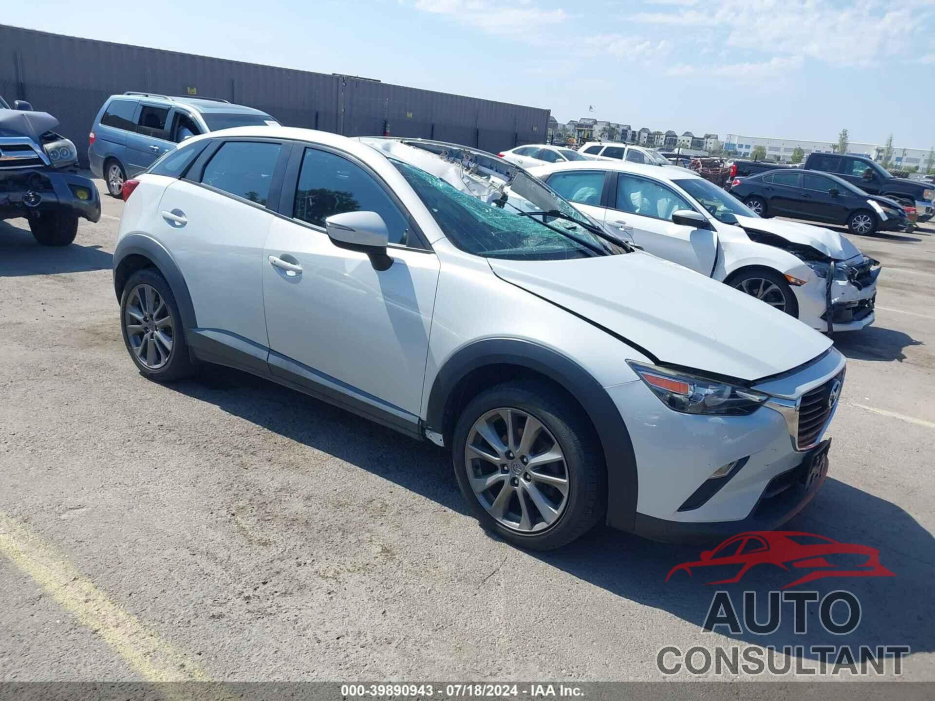 MAZDA CX-3 2017 - JM1DKFC70H0166750