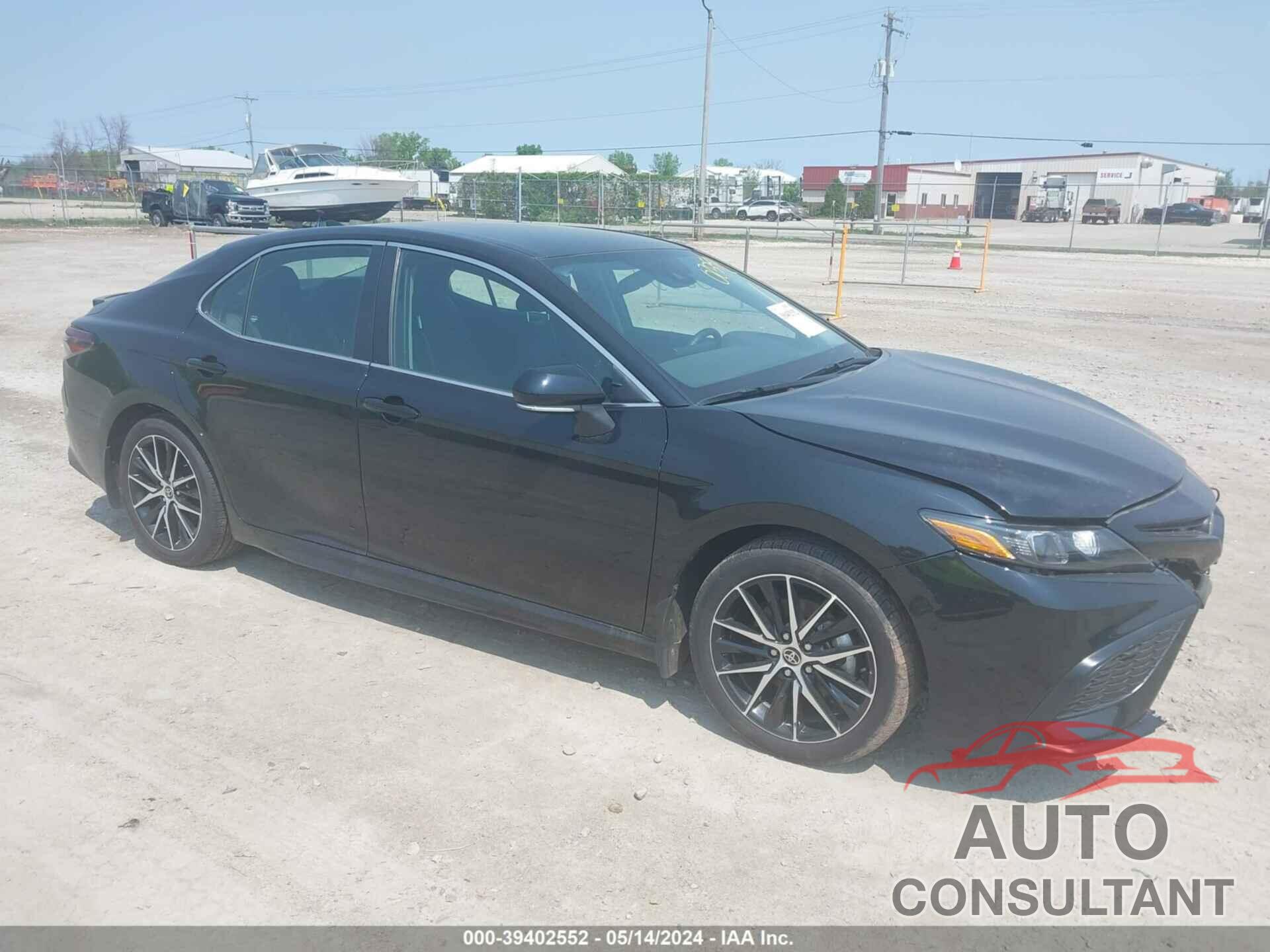 TOYOTA CAMRY 2023 - 4T1G11BK8PU083739