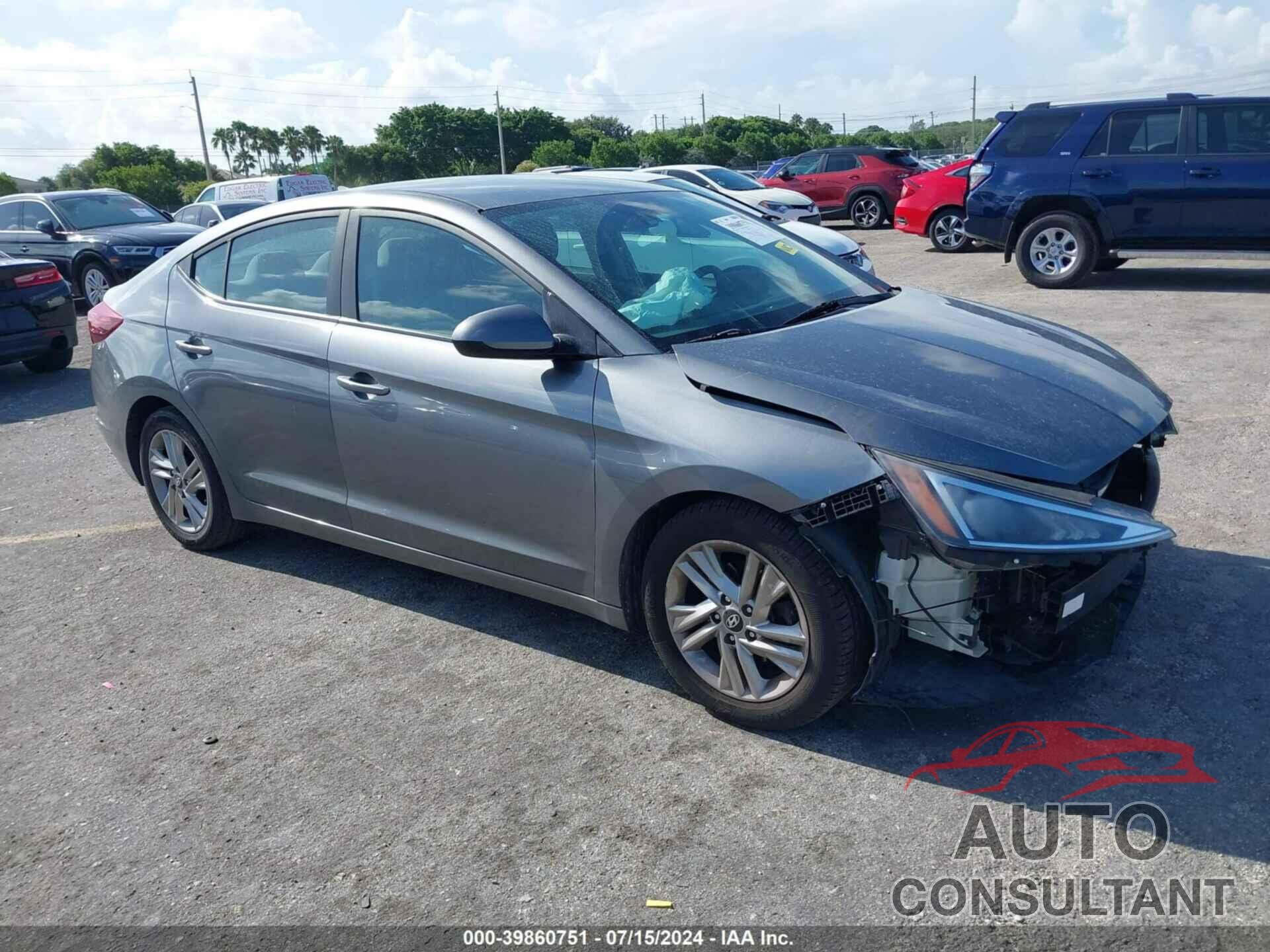 HYUNDAI ELANTRA 2019 - 5NPD84LF8KH472969