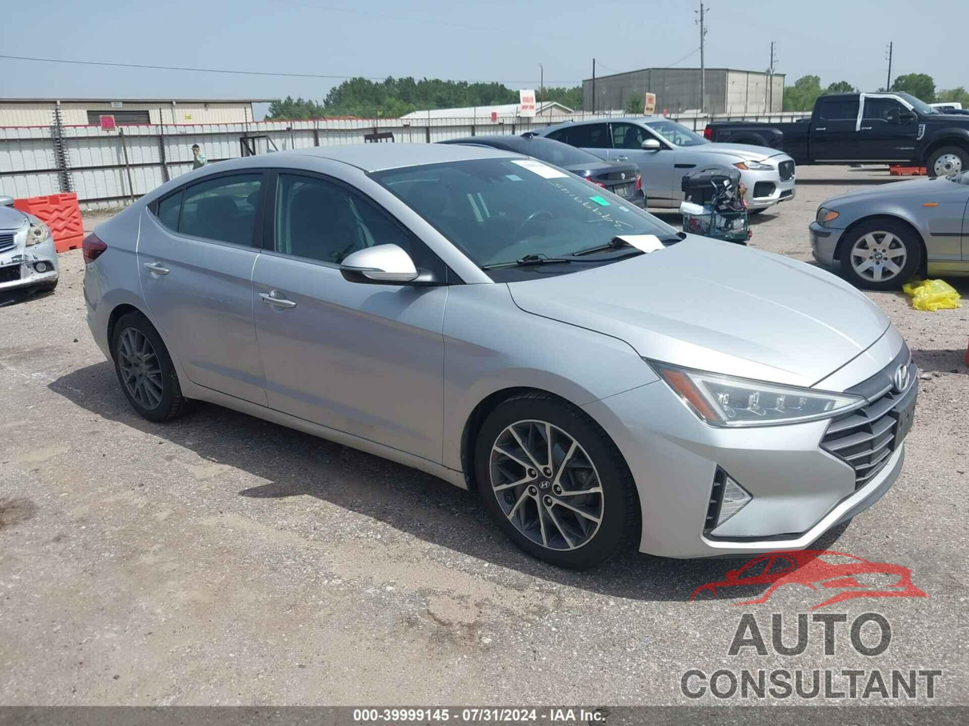 HYUNDAI ELANTRA 2020 - 5NPD84LF7LH493930