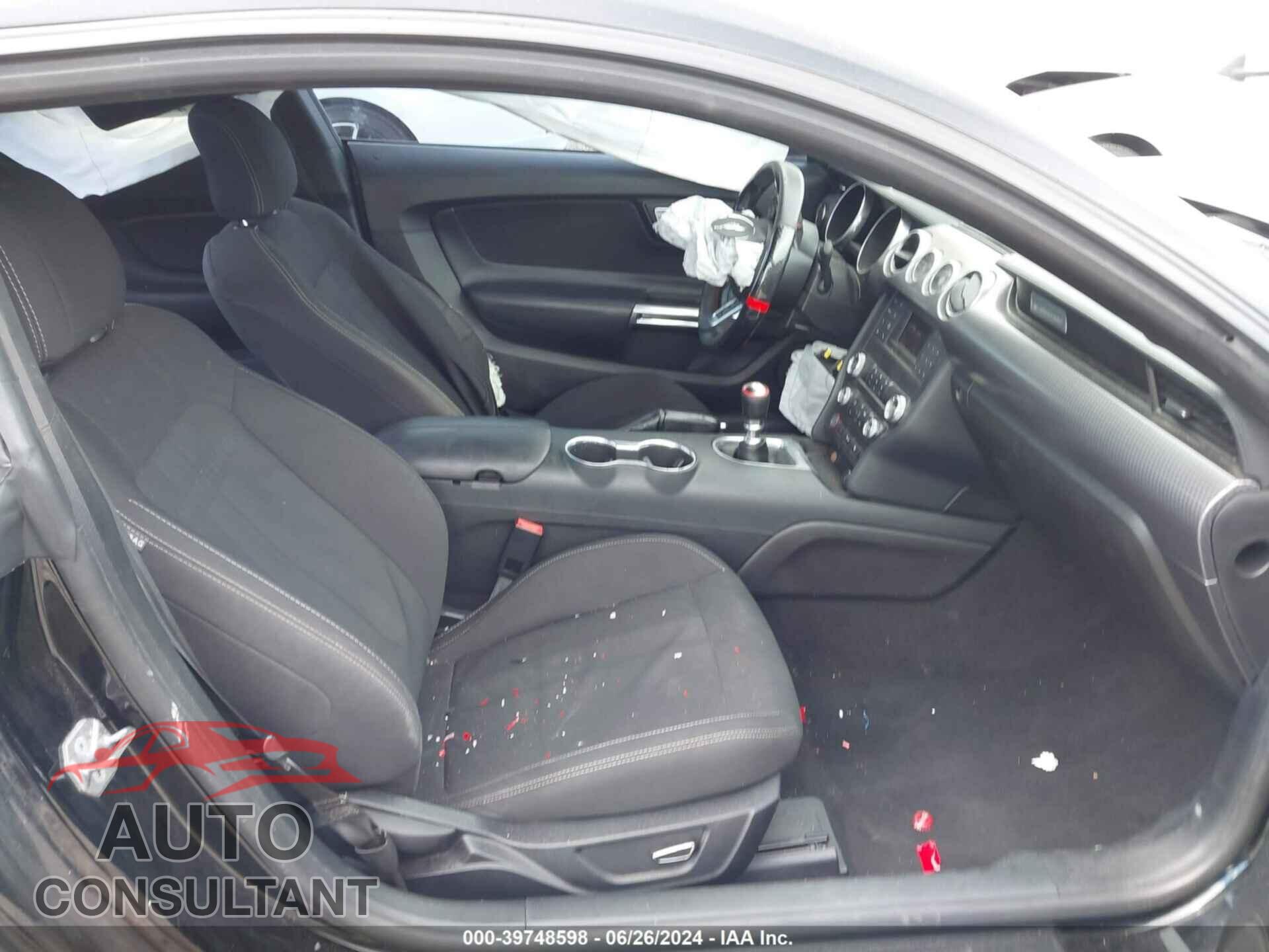FORD MUSTANG 2019 - 1FA6P8CF2K5129440