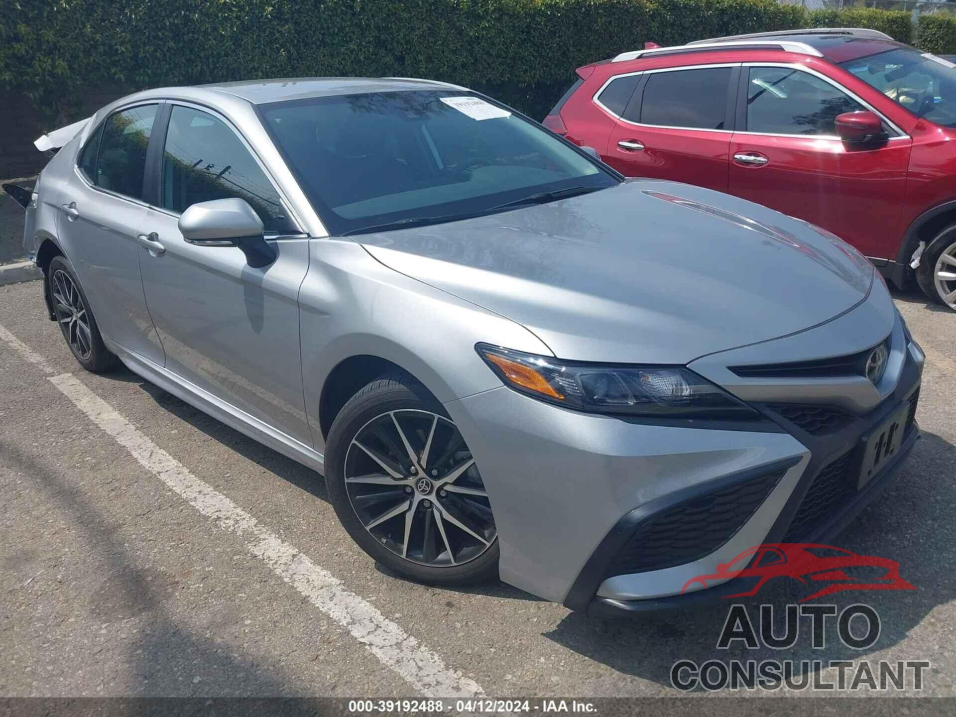 TOYOTA CAMRY 2023 - 4T1G11AK6PU102449