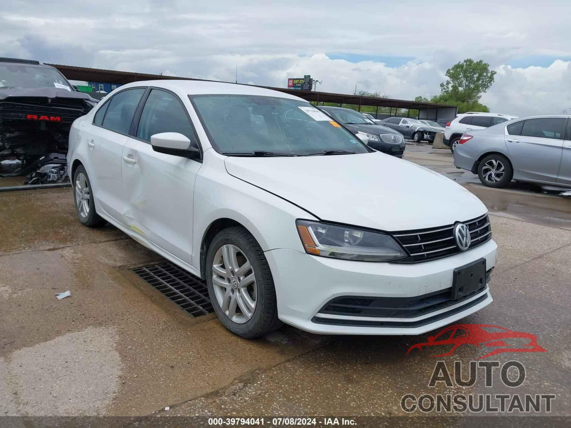 VOLKSWAGEN JETTA 2018 - 3VW2B7AJ4JM210910