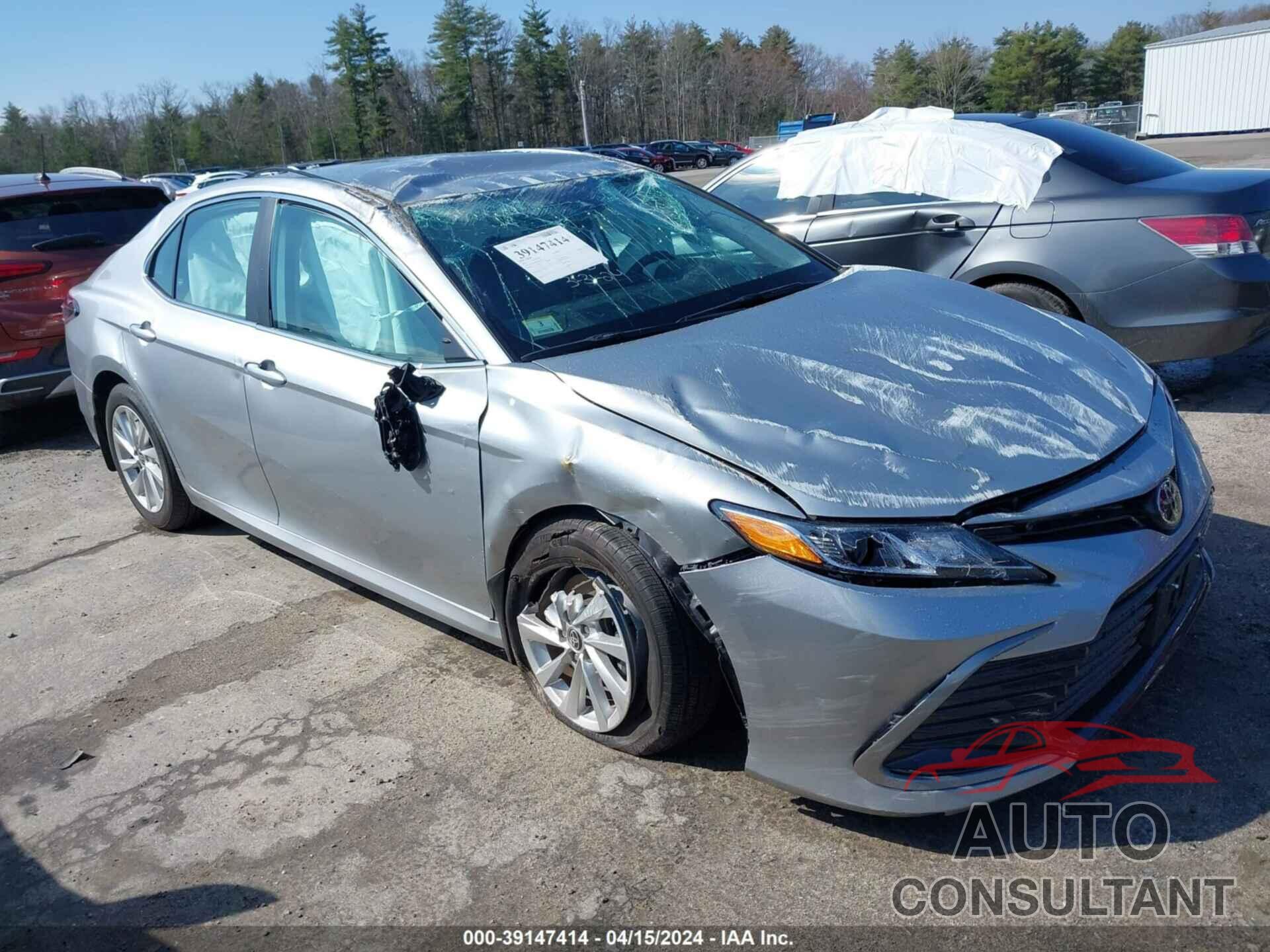 TOYOTA CAMRY 2021 - 4T1C11BK0MU030723