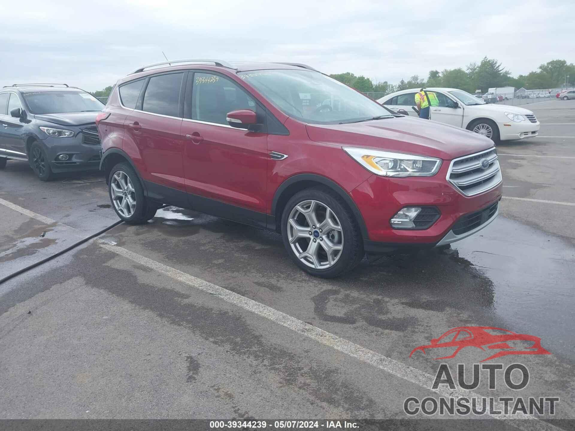 FORD ESCAPE 2019 - 1FMCU9J99KUC00272