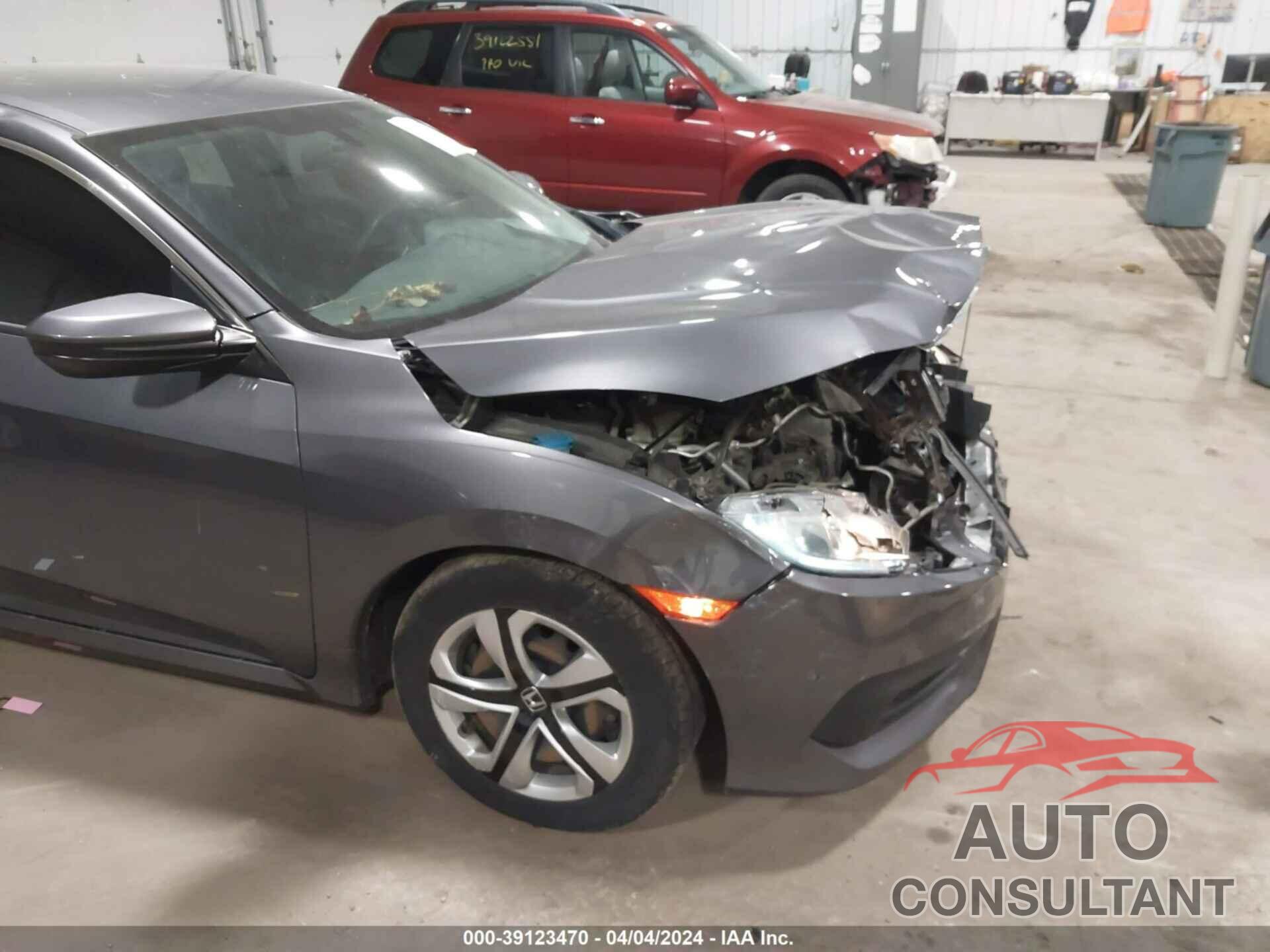 HONDA CIVIC SEDAN 2017 - 2HGFC2F54HH574593