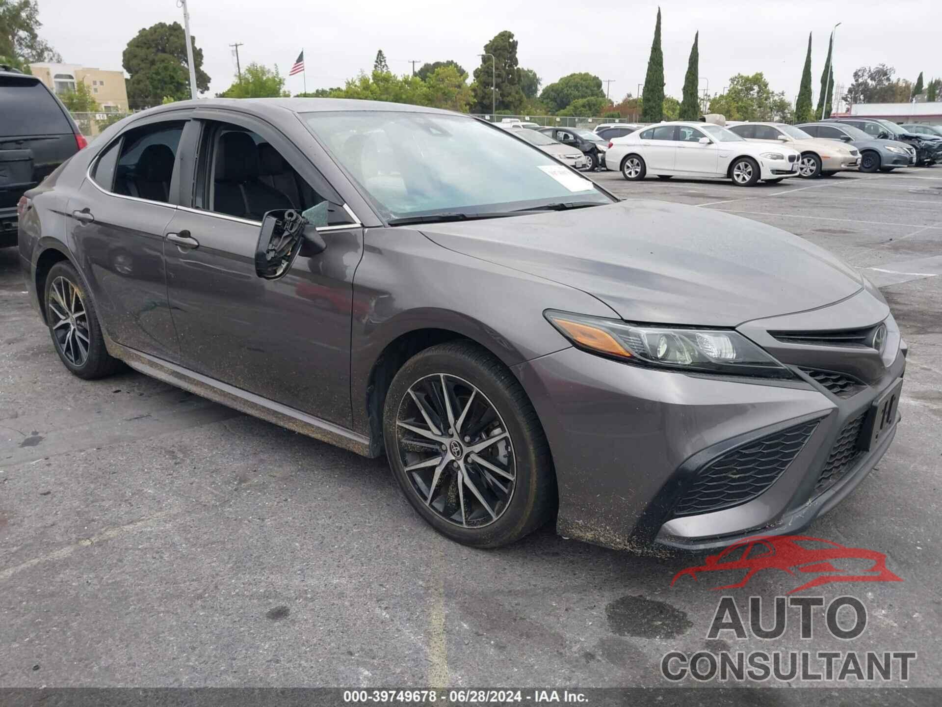 TOYOTA CAMRY 2023 - 4T1G11AK5PU735301