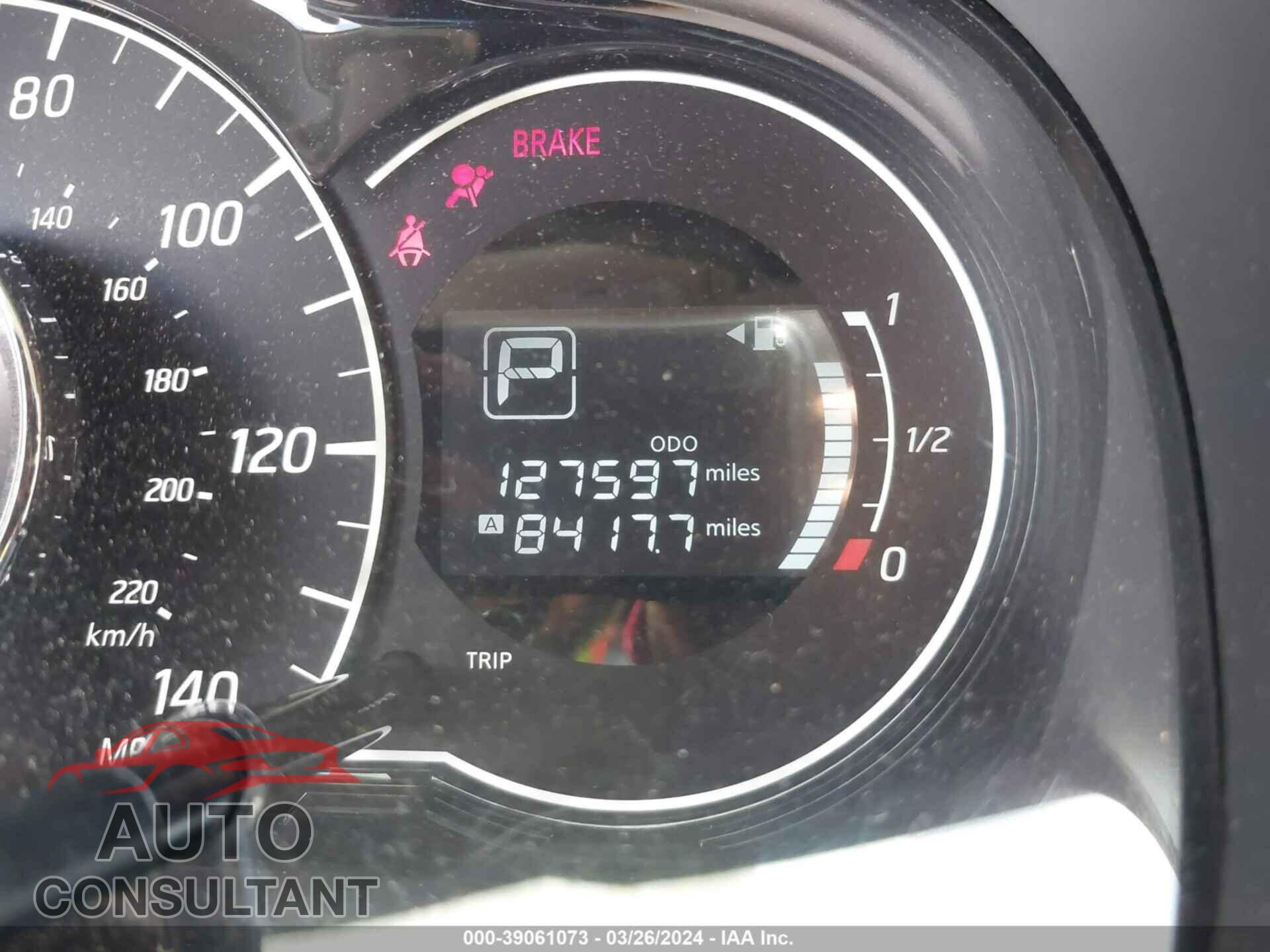 NISSAN VERSA NOTE 2017 - 3N1CE2CP3HL354728