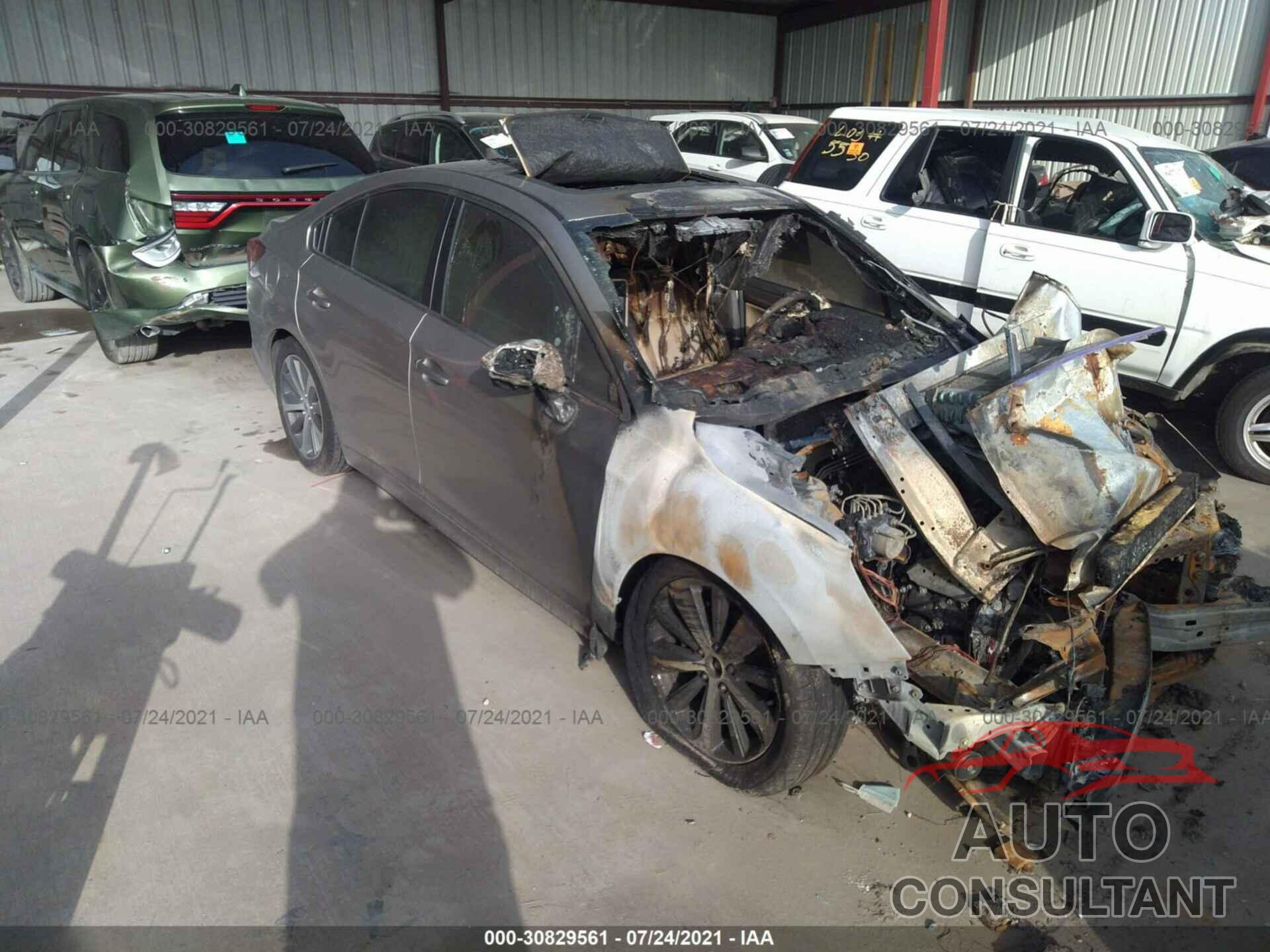 SUBARU LEGACY 2018 - 4S3BNAN60J3024862