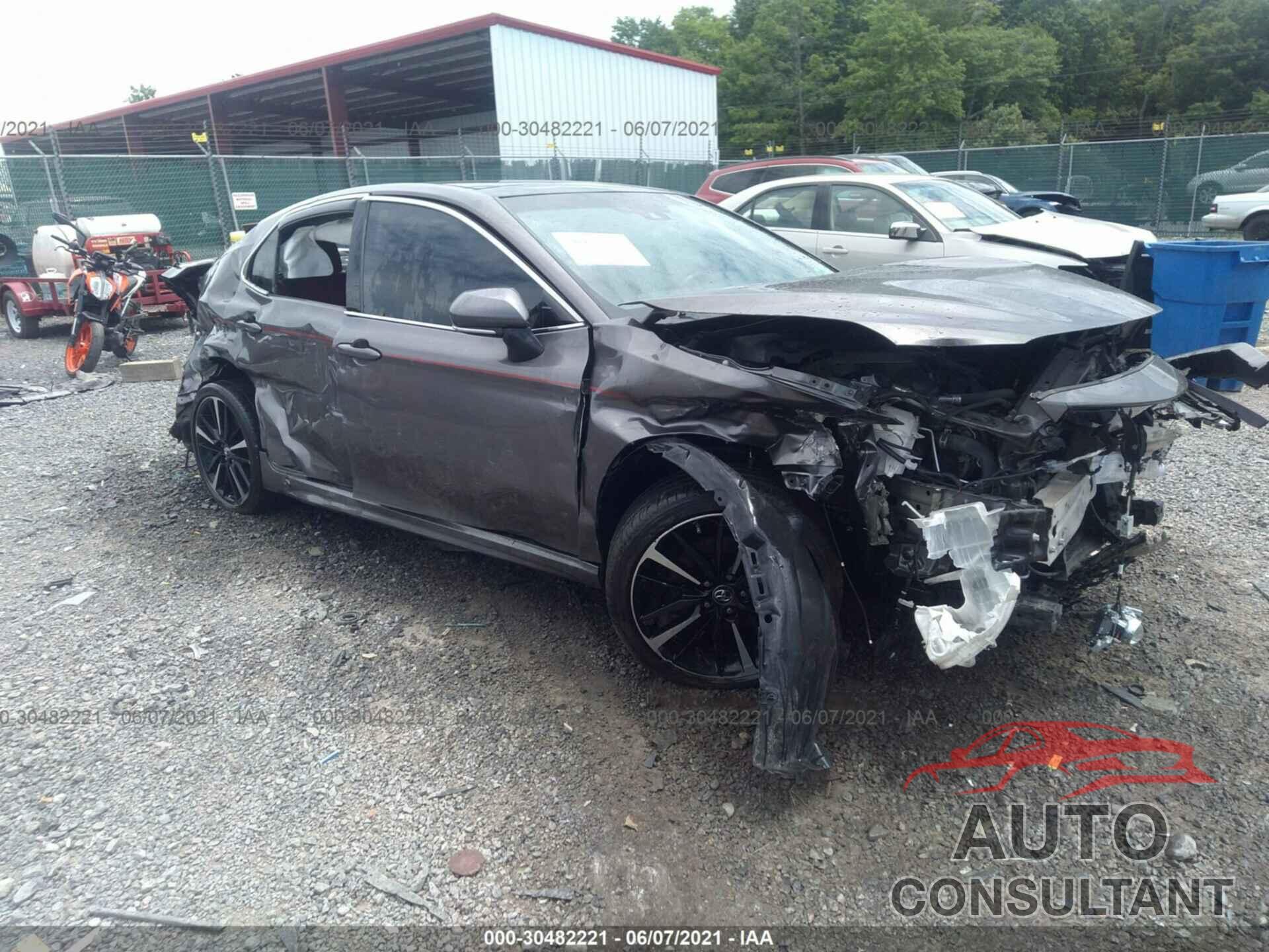 TOYOTA CAMRY 2018 - 4T1BZ1HK7JU502942