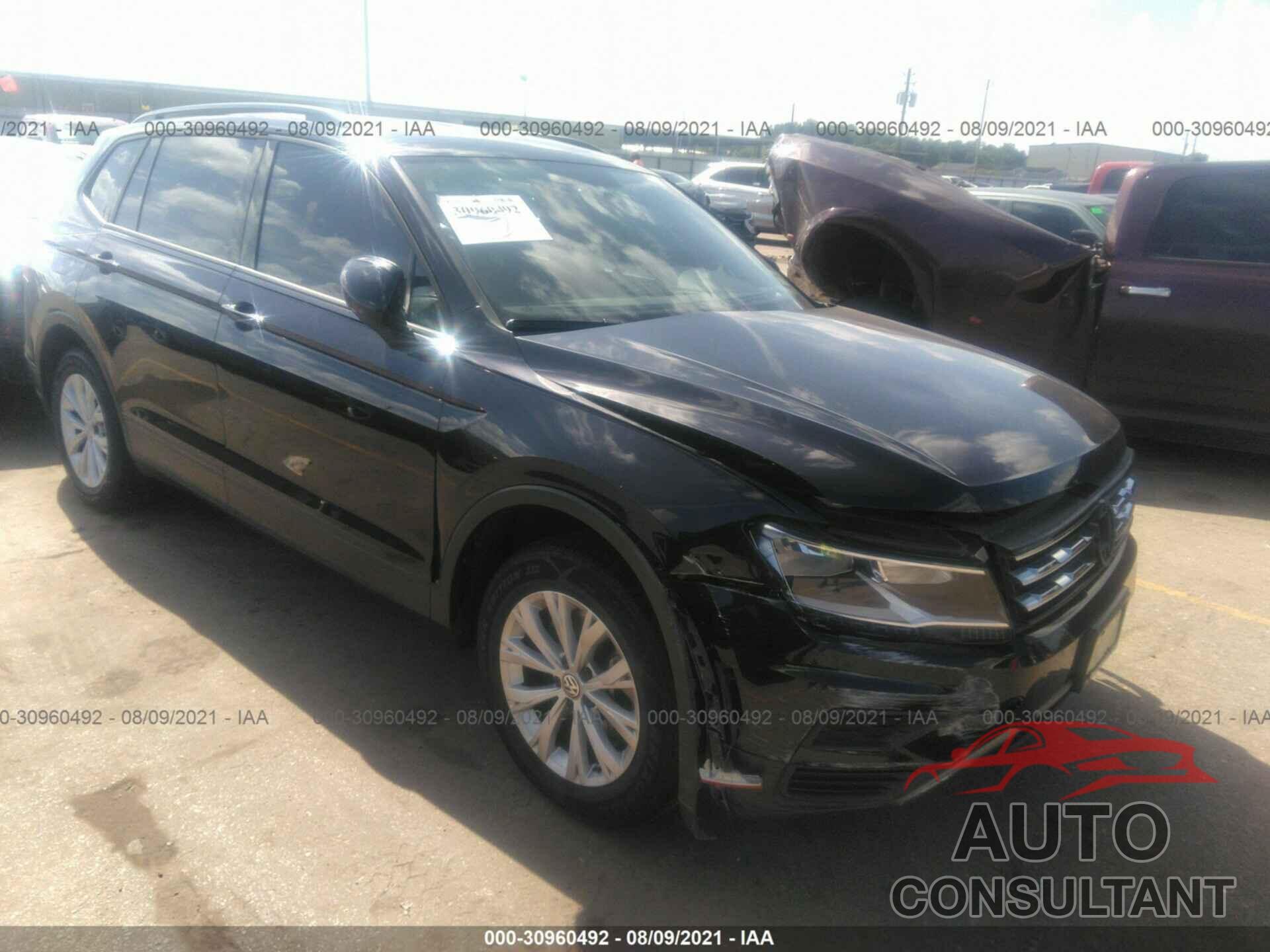 VOLKSWAGEN TIGUAN 2018 - 3VV1B7AX3JM192047