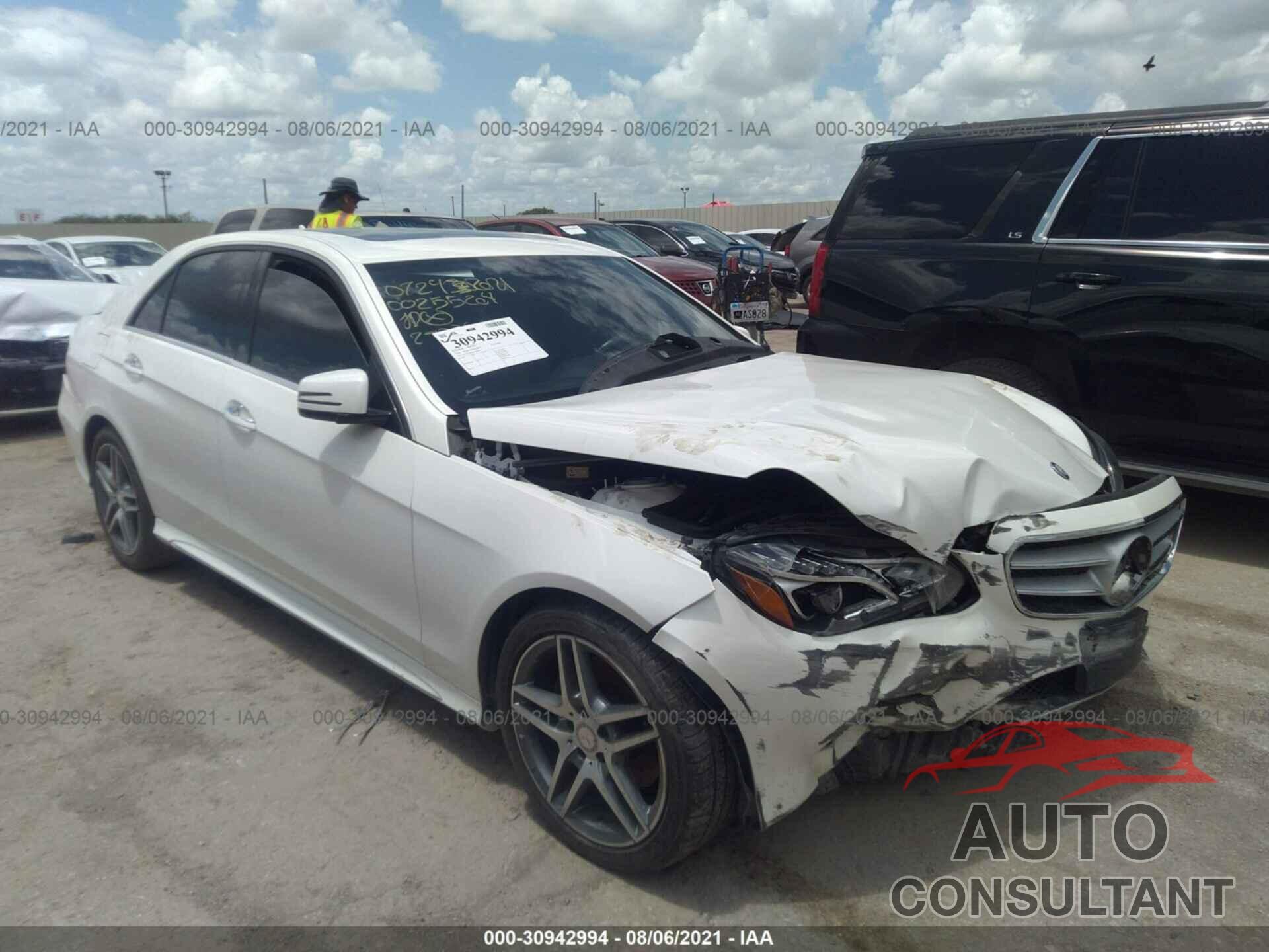 MERCEDES-BENZ E-CLASS 2016 - WDDHF5KB8GB298850
