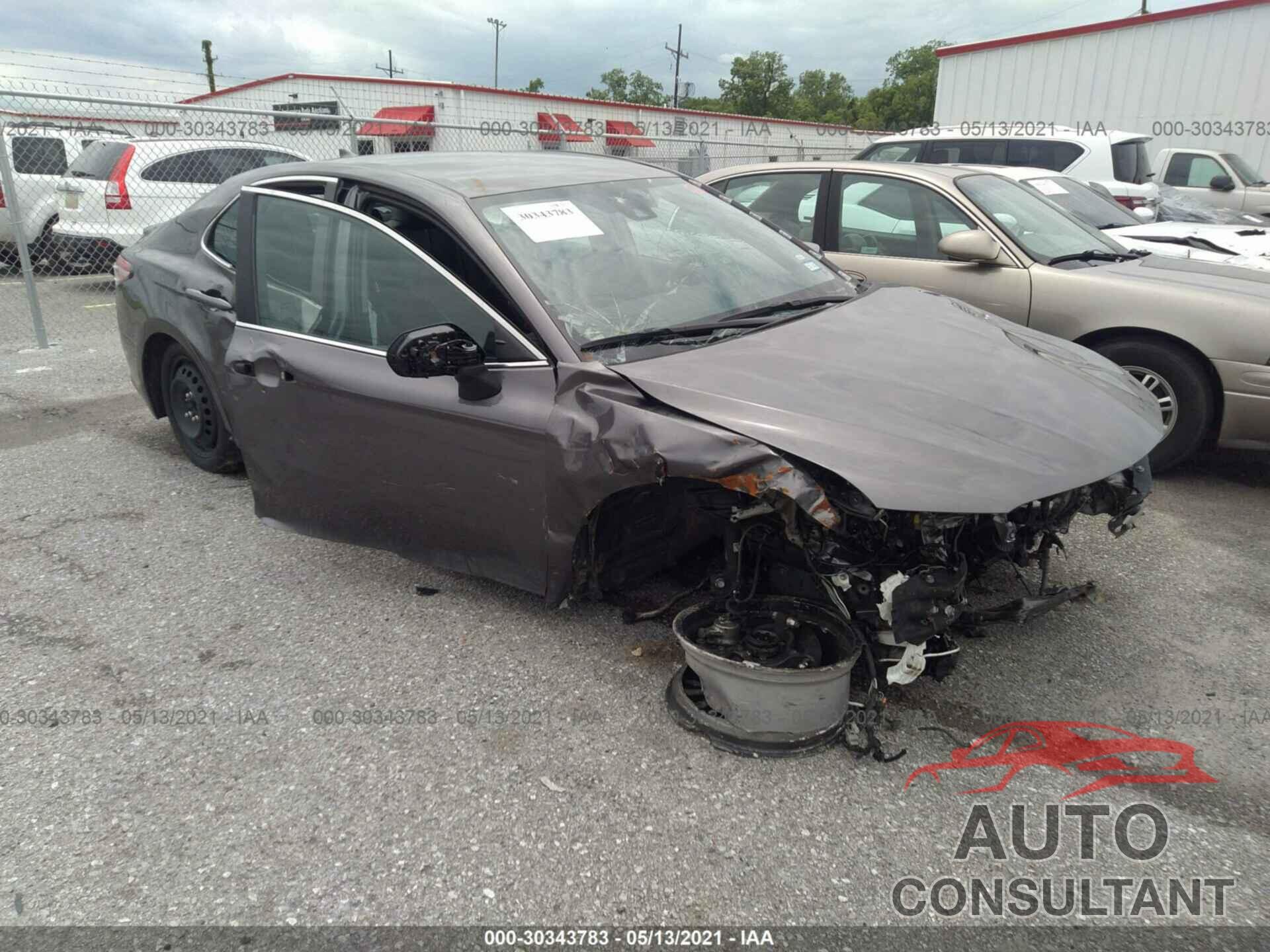 TOYOTA CAMRY 2020 - 4T1G11AK4LU942787