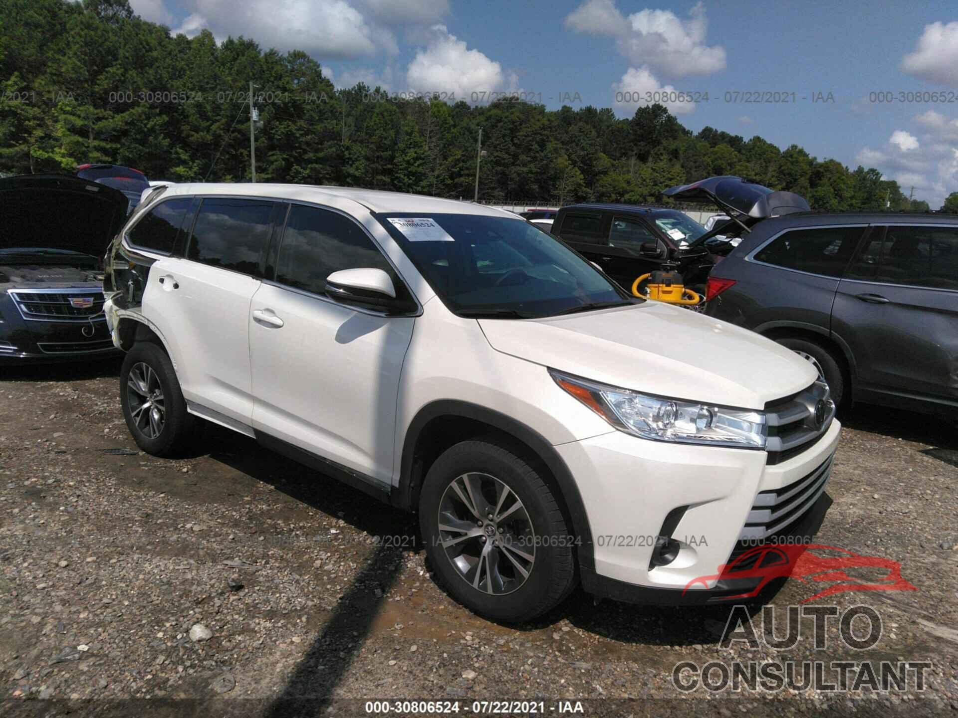 TOYOTA HIGHLANDER 2019 - 5TDZARFH9KS051759