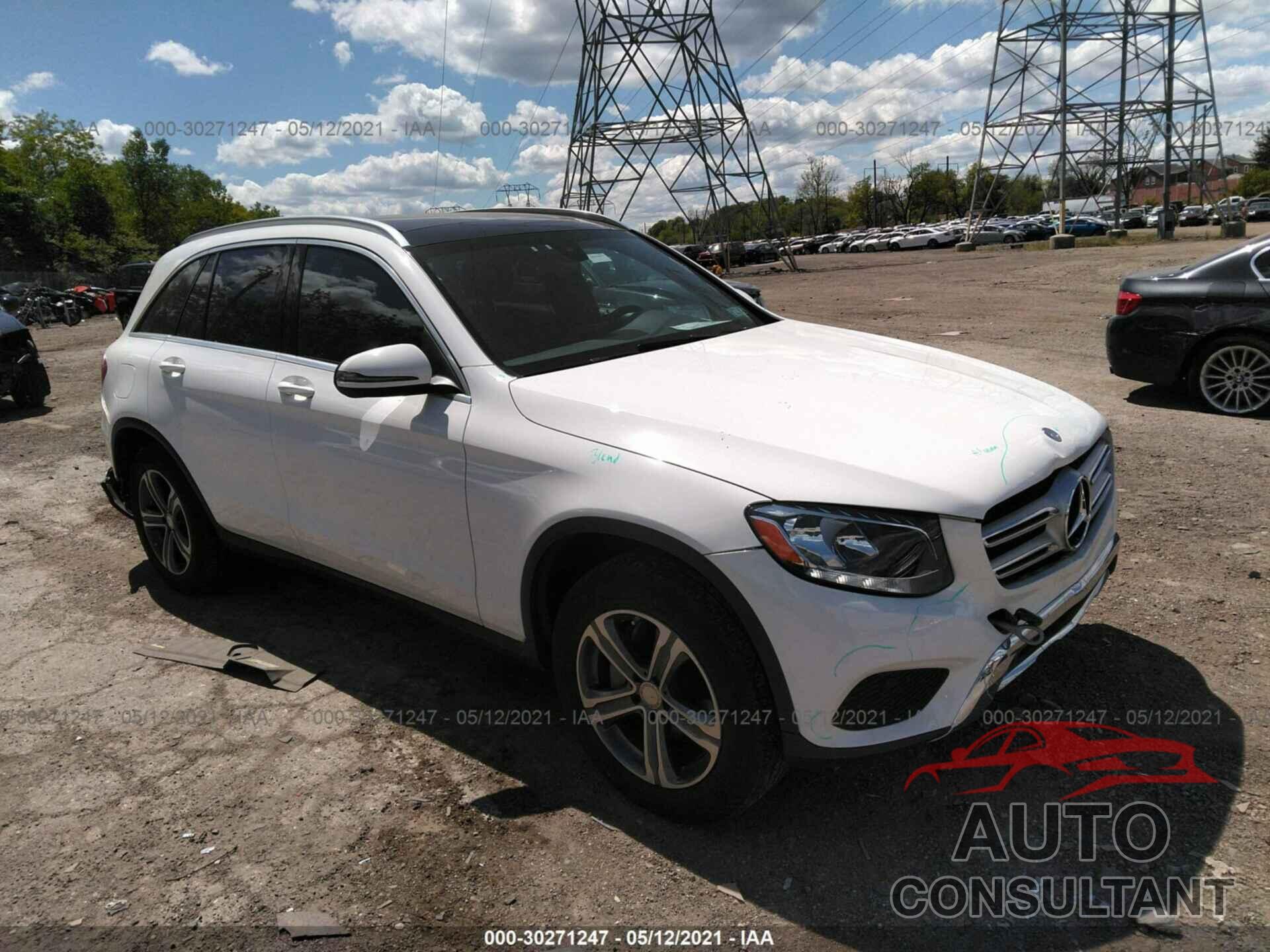 MERCEDES-BENZ GLC 2017 - WDC0G4KB4HF166851