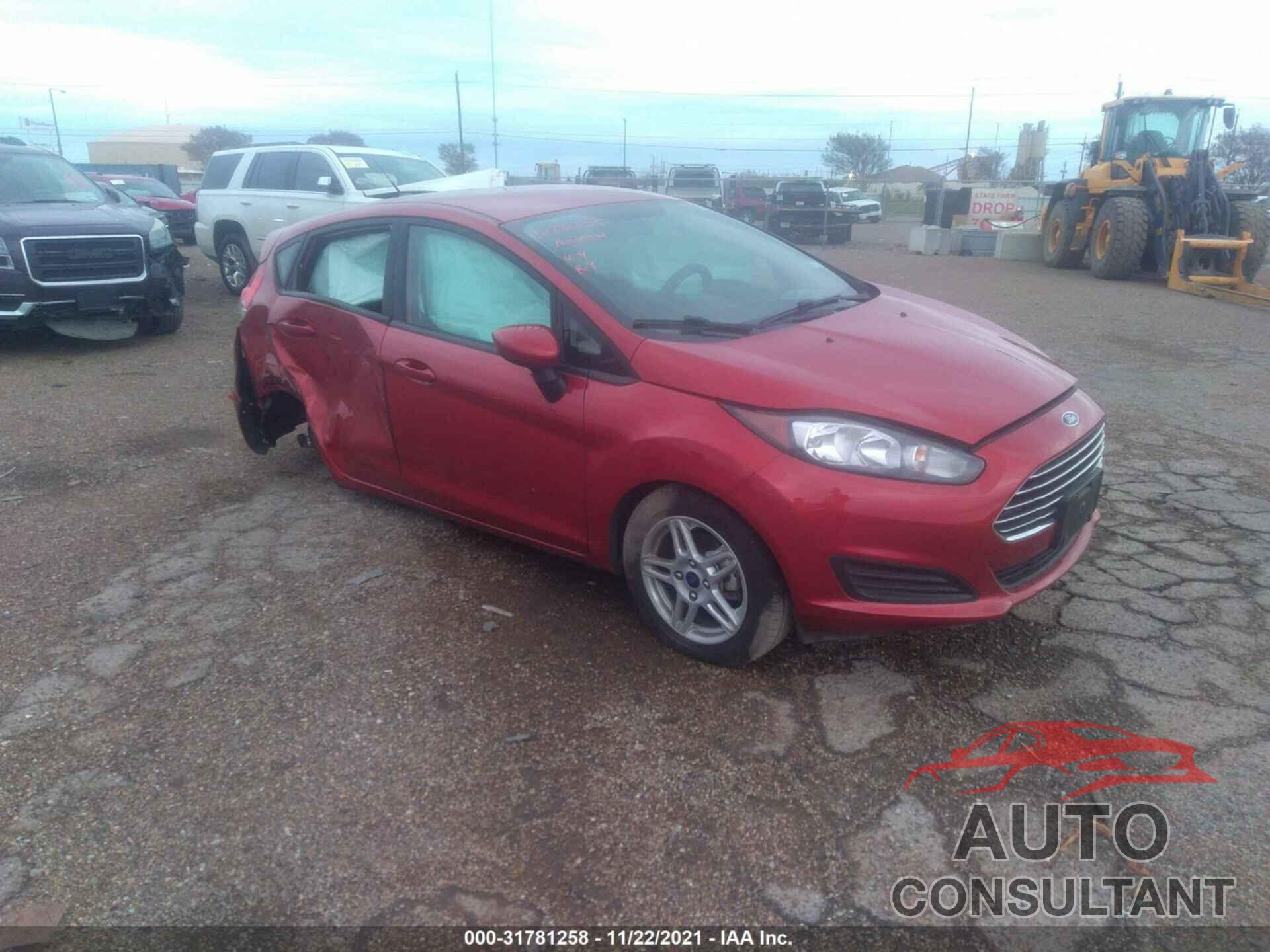 FORD FIESTA 2018 - 3FADP4EJ2JM109487