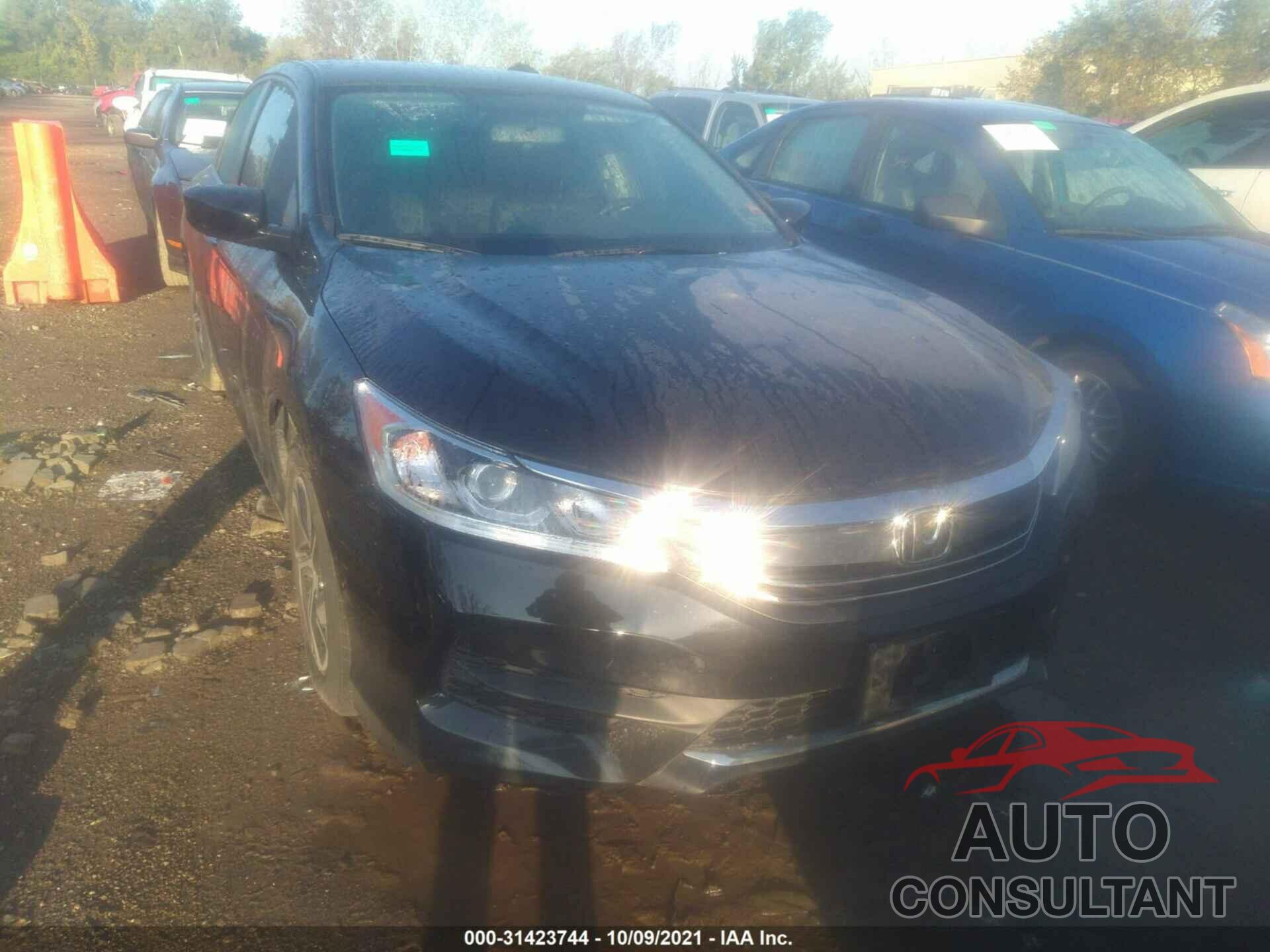 HONDA ACCORD SEDAN 2016 - 1HGCR2F39GA142966