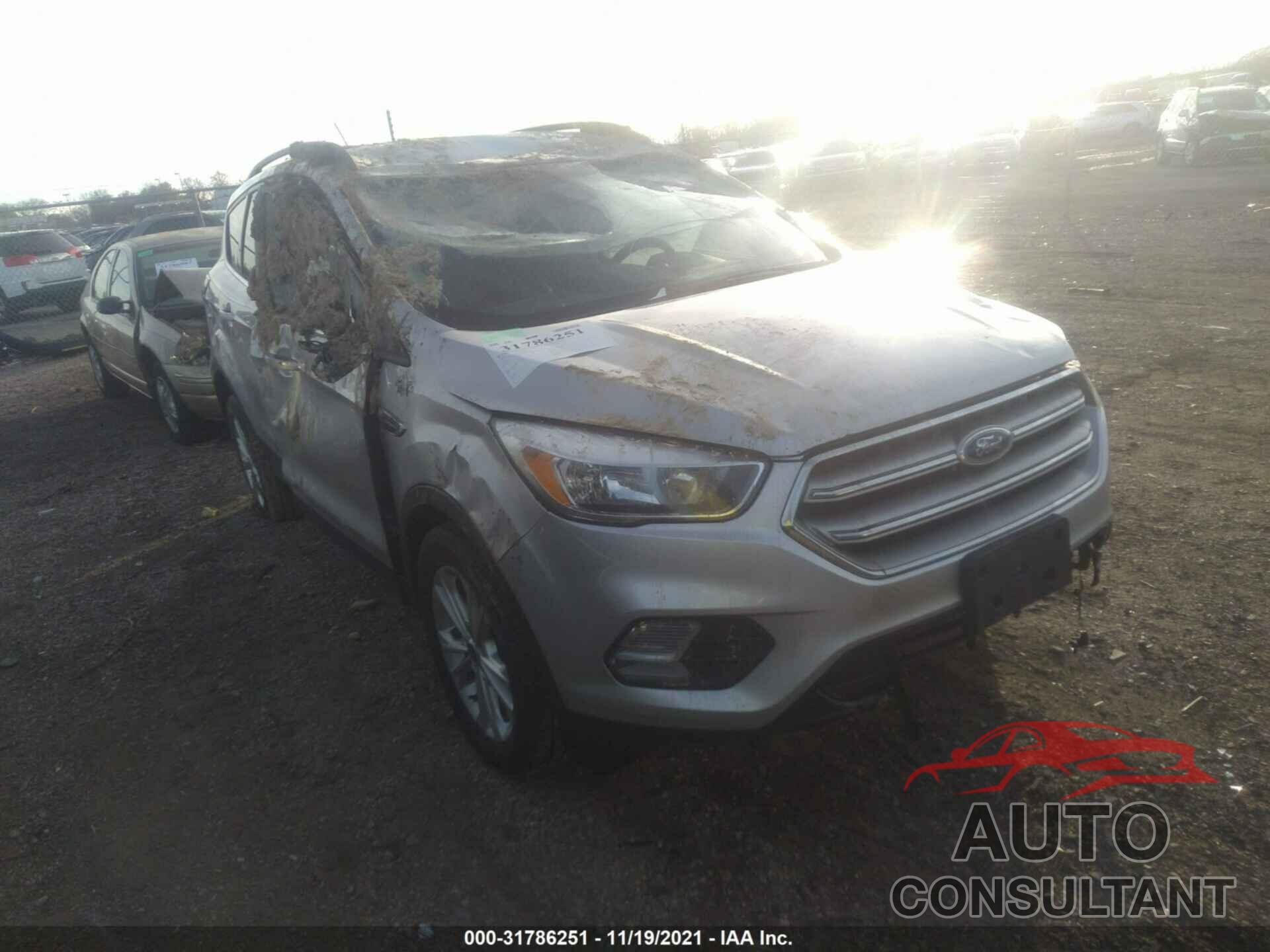 FORD ESCAPE 2018 - 1FMCU9GDXJUC88758