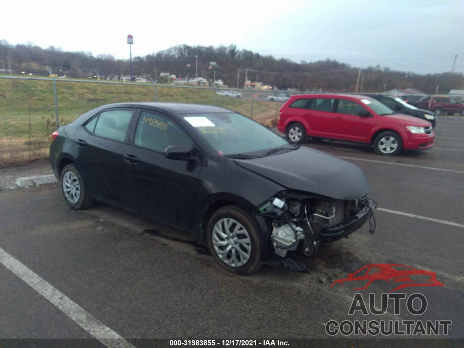TOYOTA COROLLA 2018 - 5YFBURHE0JP802766