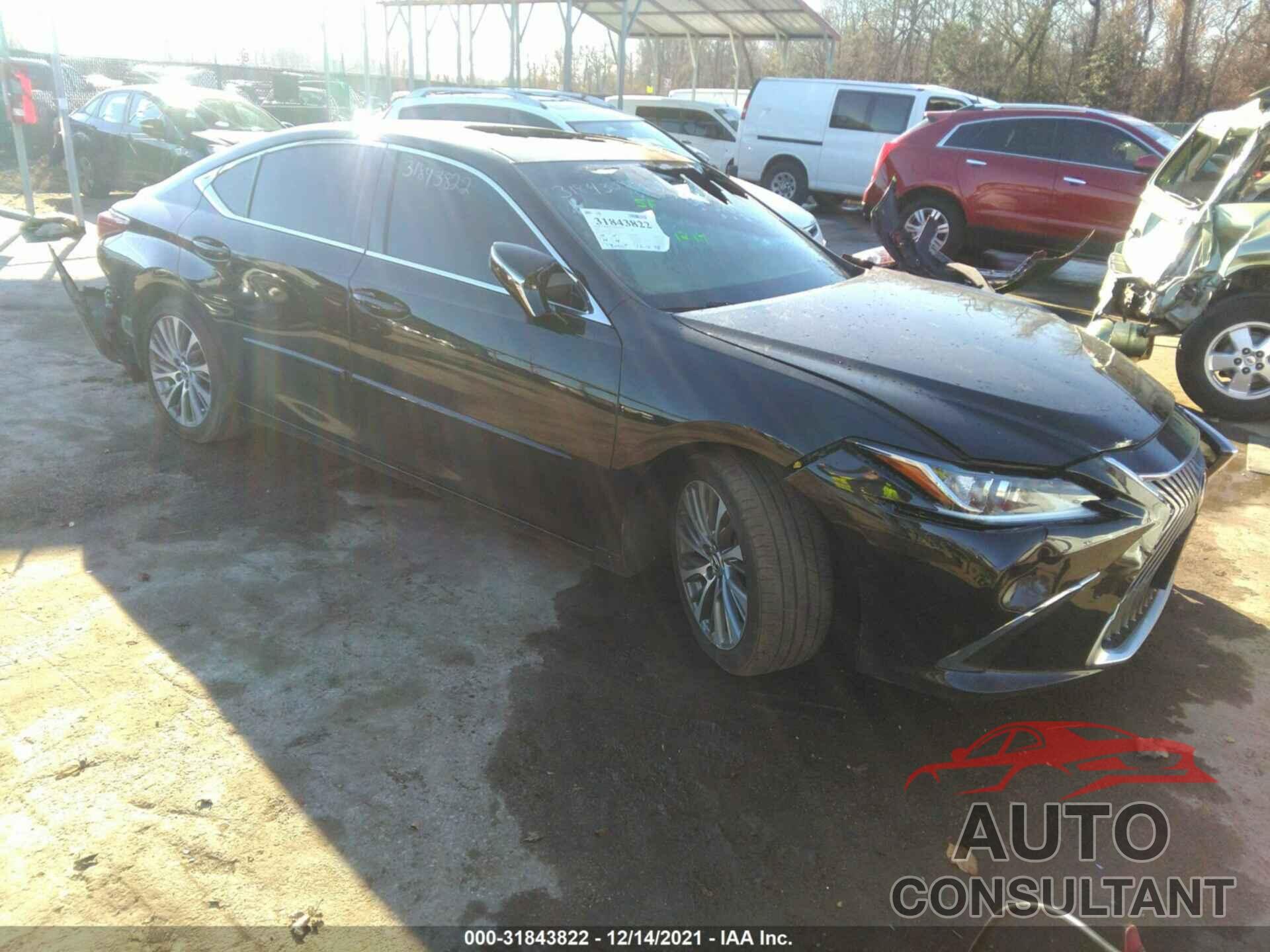 LEXUS ES 2019 - 58ABZ1B15KU013790